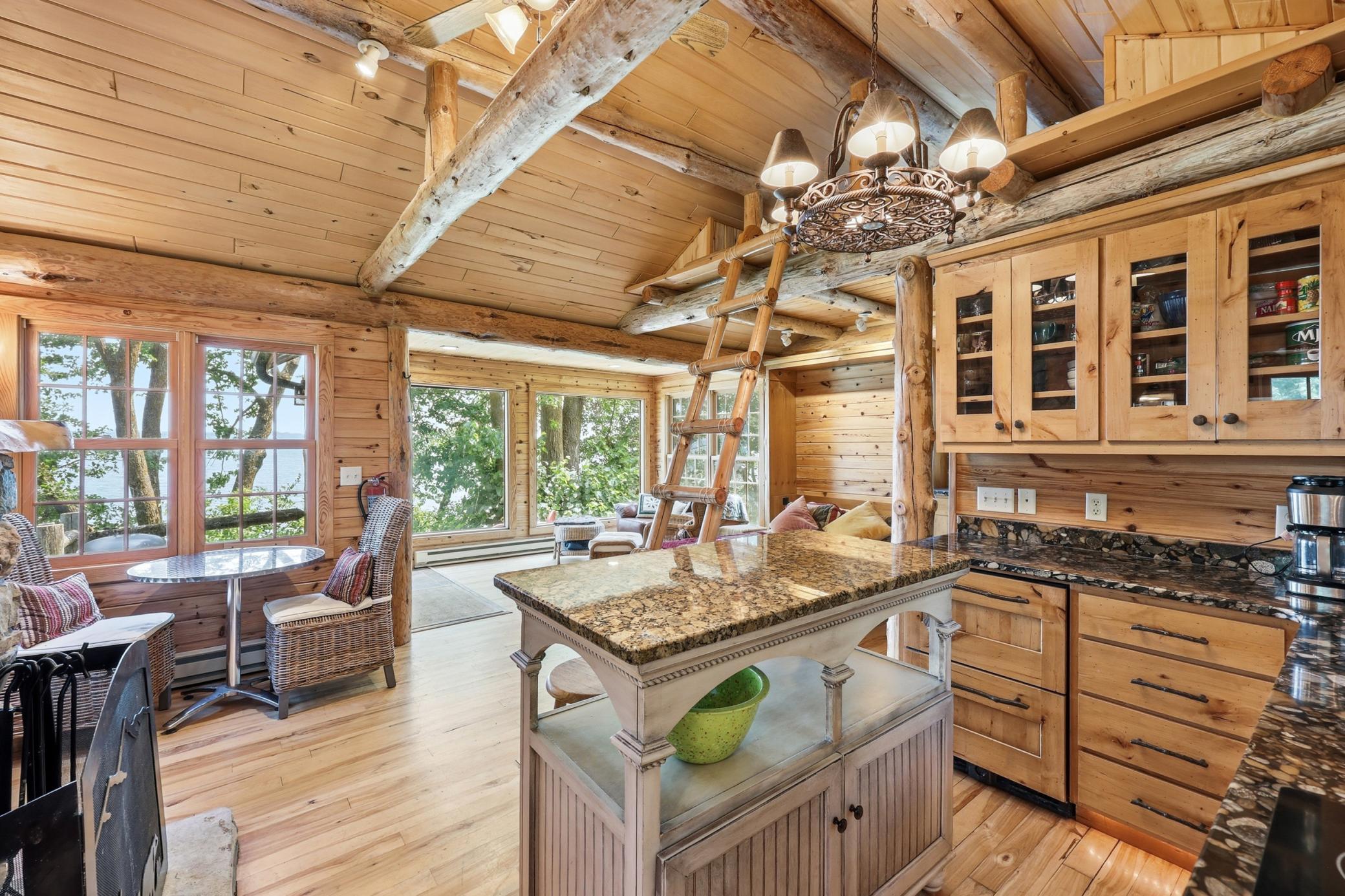 20705 W Toad Lake Drive Property Photo 30