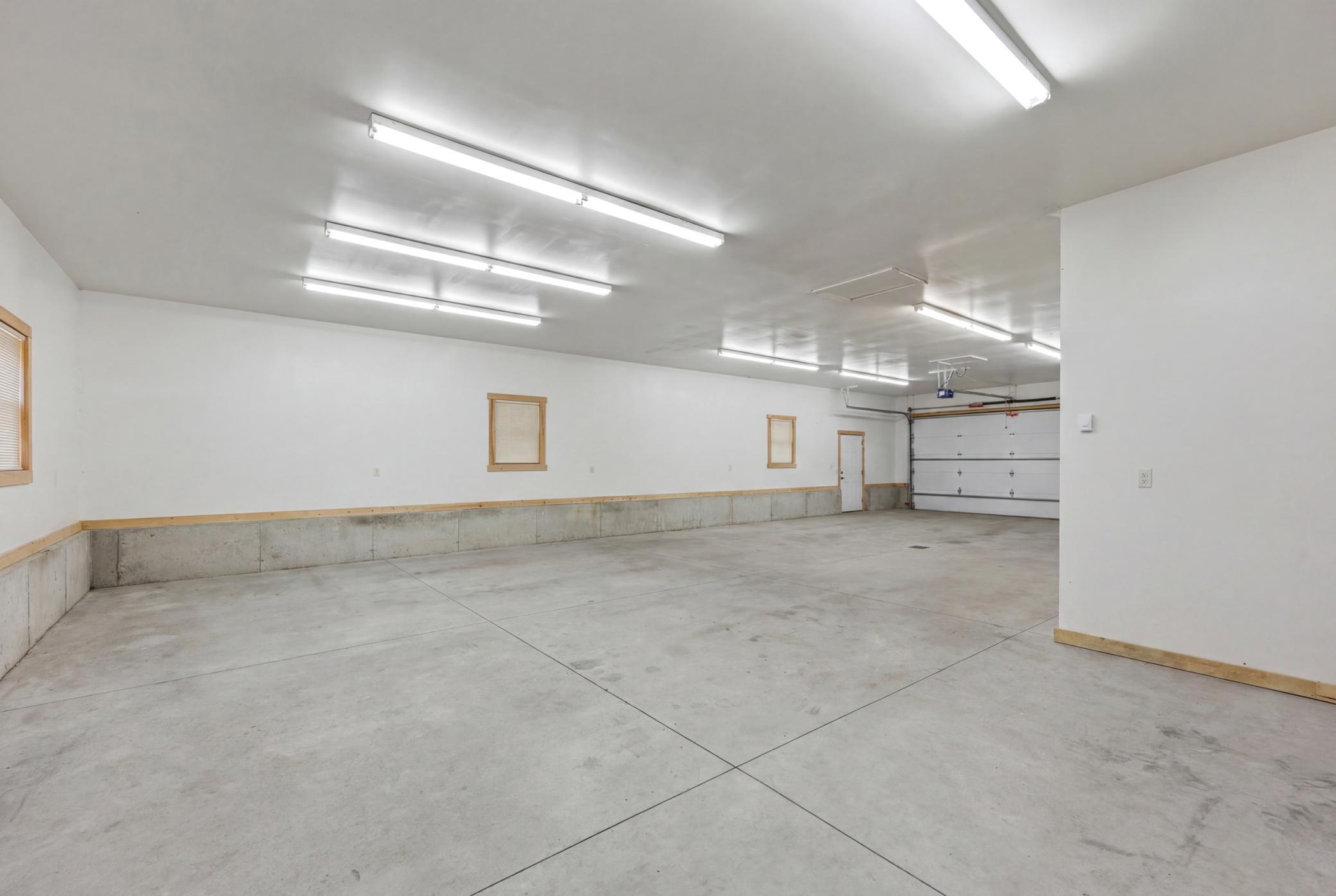 20705 W Toad Lake Drive Property Photo 41