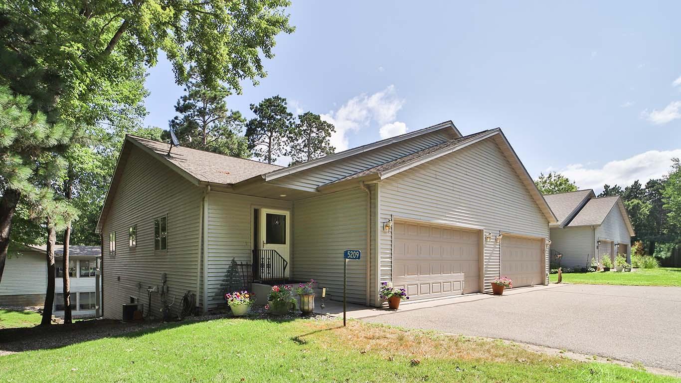5209 Crossroads 30 Property Photo 1
