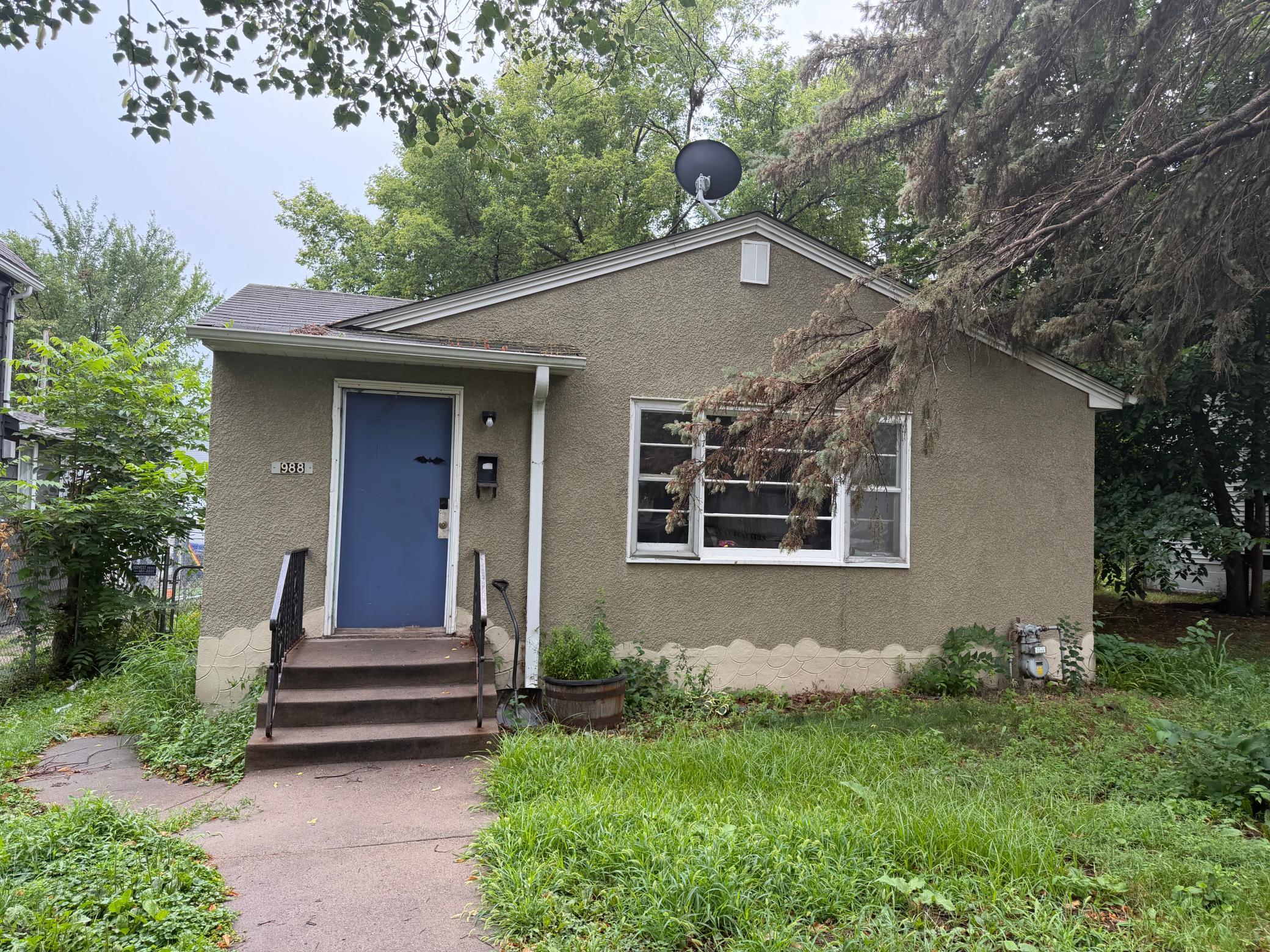 988 Fremont Avenue Property Photo 1