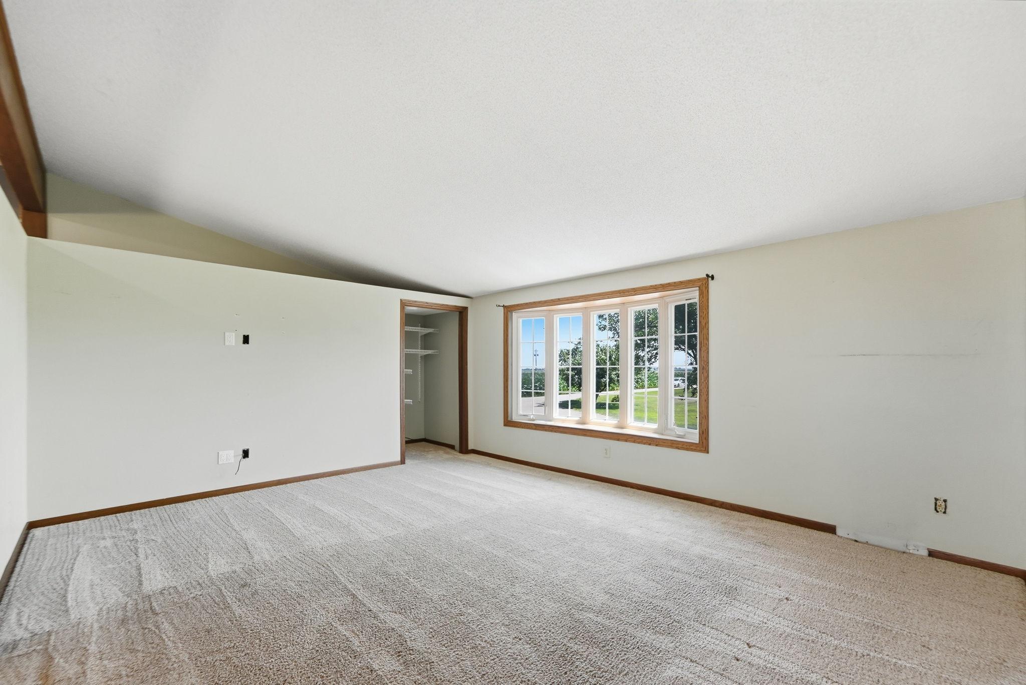 42684 245th Street Property Photo 30