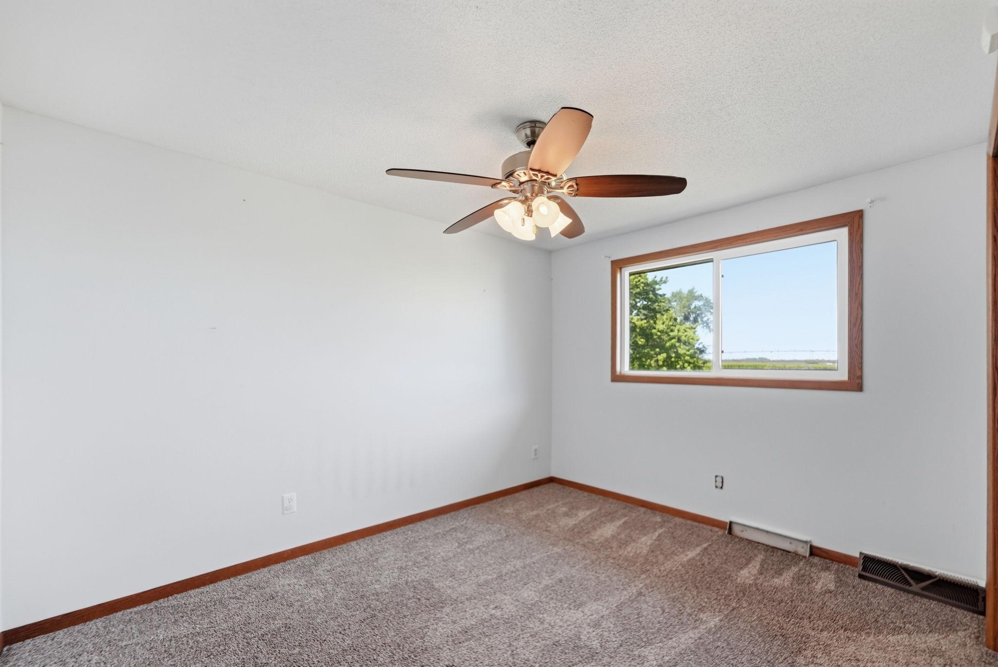 42684 245th Street Property Photo 46
