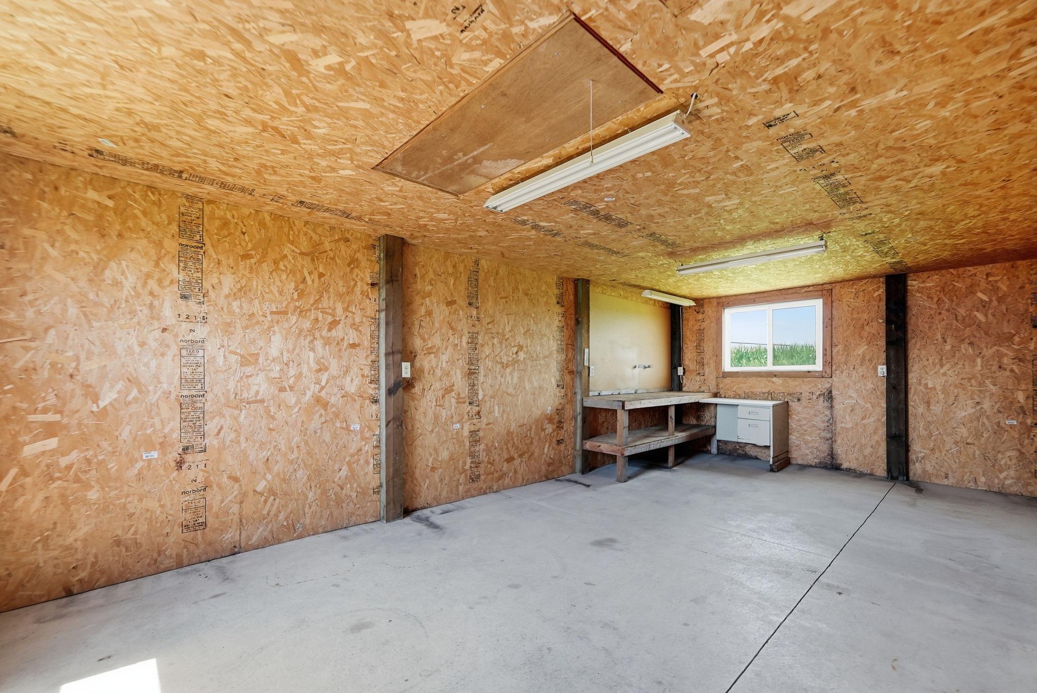 42684 245th Street Property Photo 58