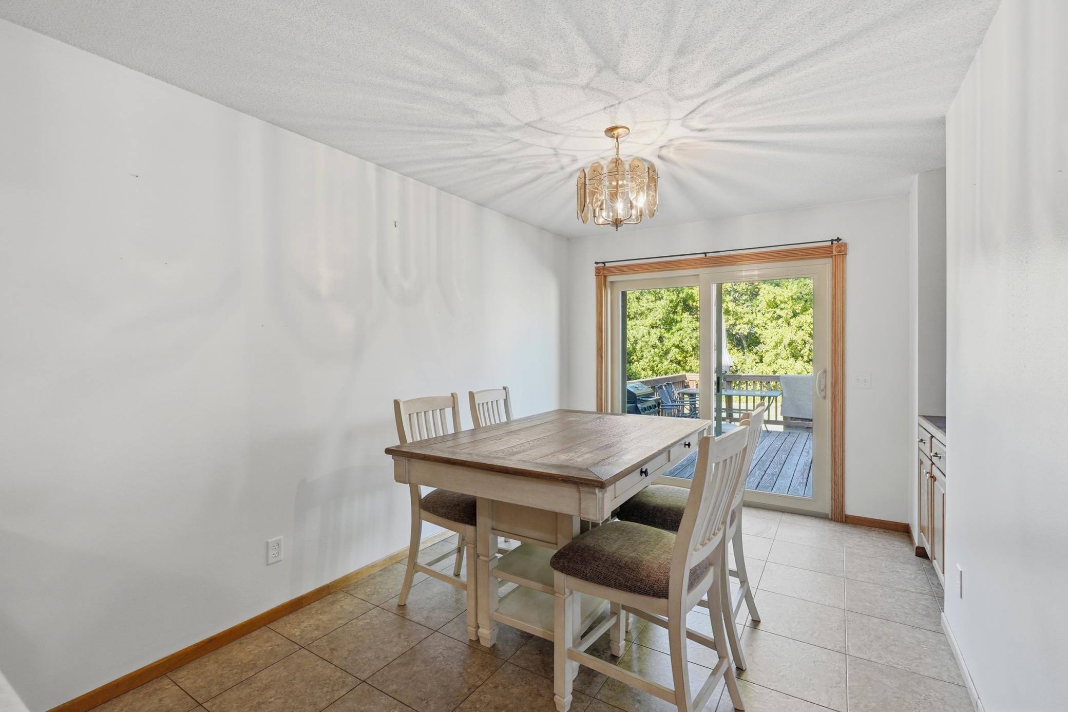 707 Washington Avenue Property Photo 9