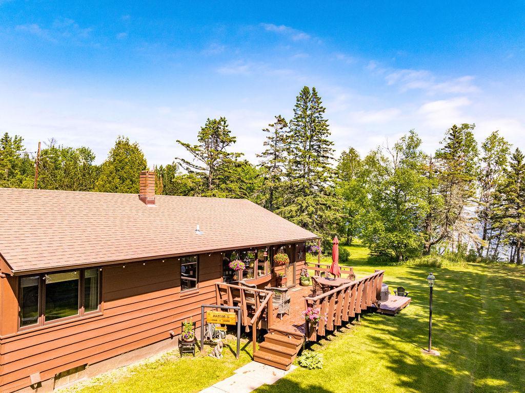 1690 Highway 61 Property Photo 2