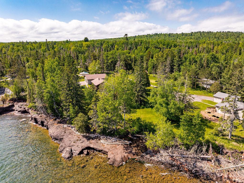1690 Highway 61 Property Photo 5