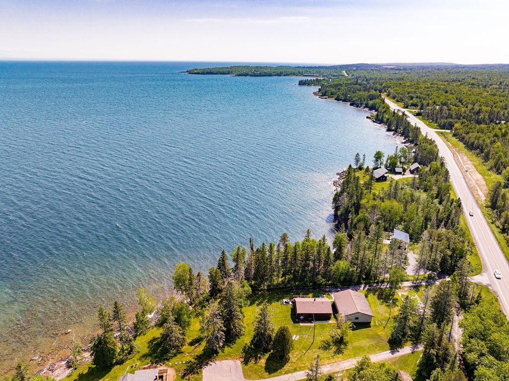 1690 Highway 61 Property Photo 6