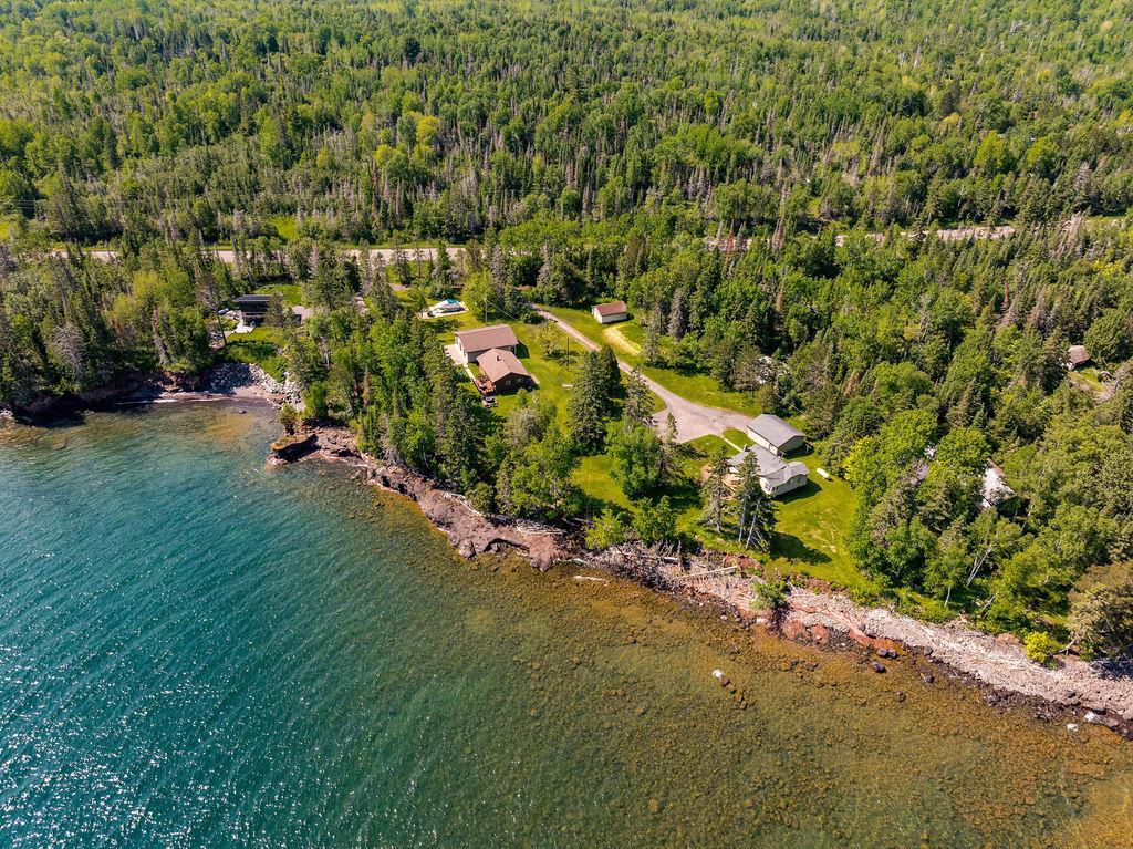 1690 Highway 61 Property Photo 8