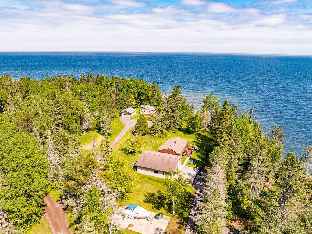 1690 Highway 61 Property Photo 9