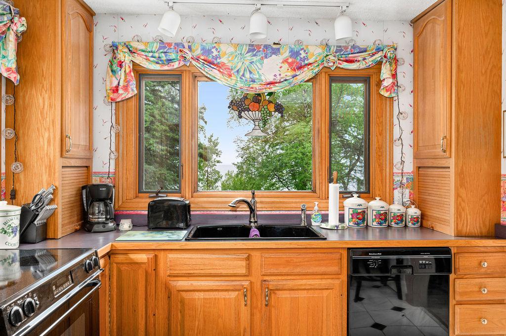 1690 Highway 61 Property Photo 15