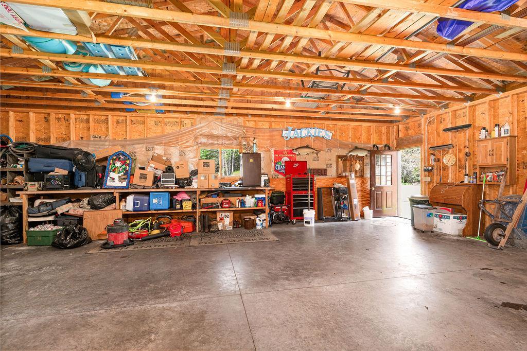 1690 Highway 61 Property Photo 27