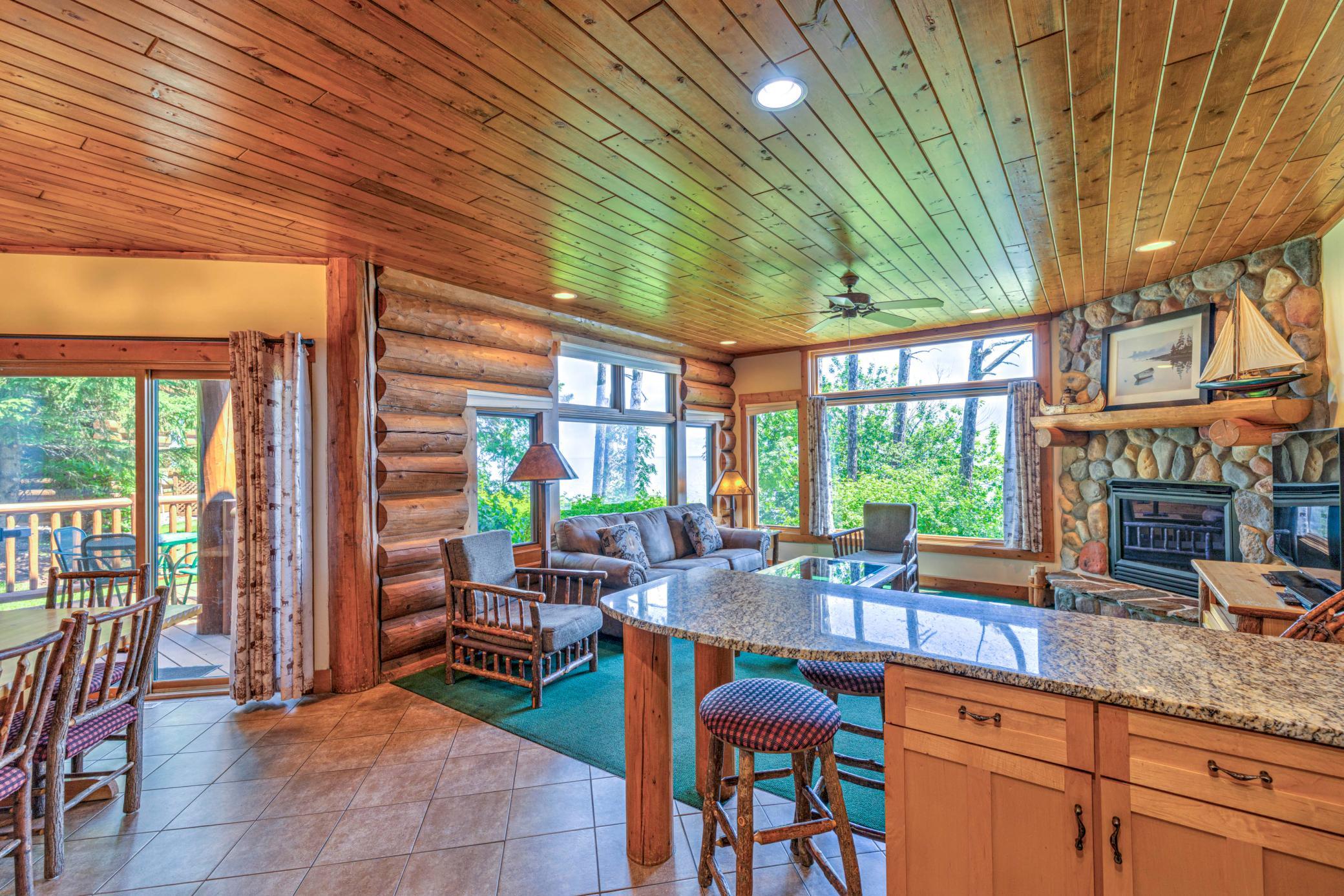 2826 Highway 61 410a Property Photo 7