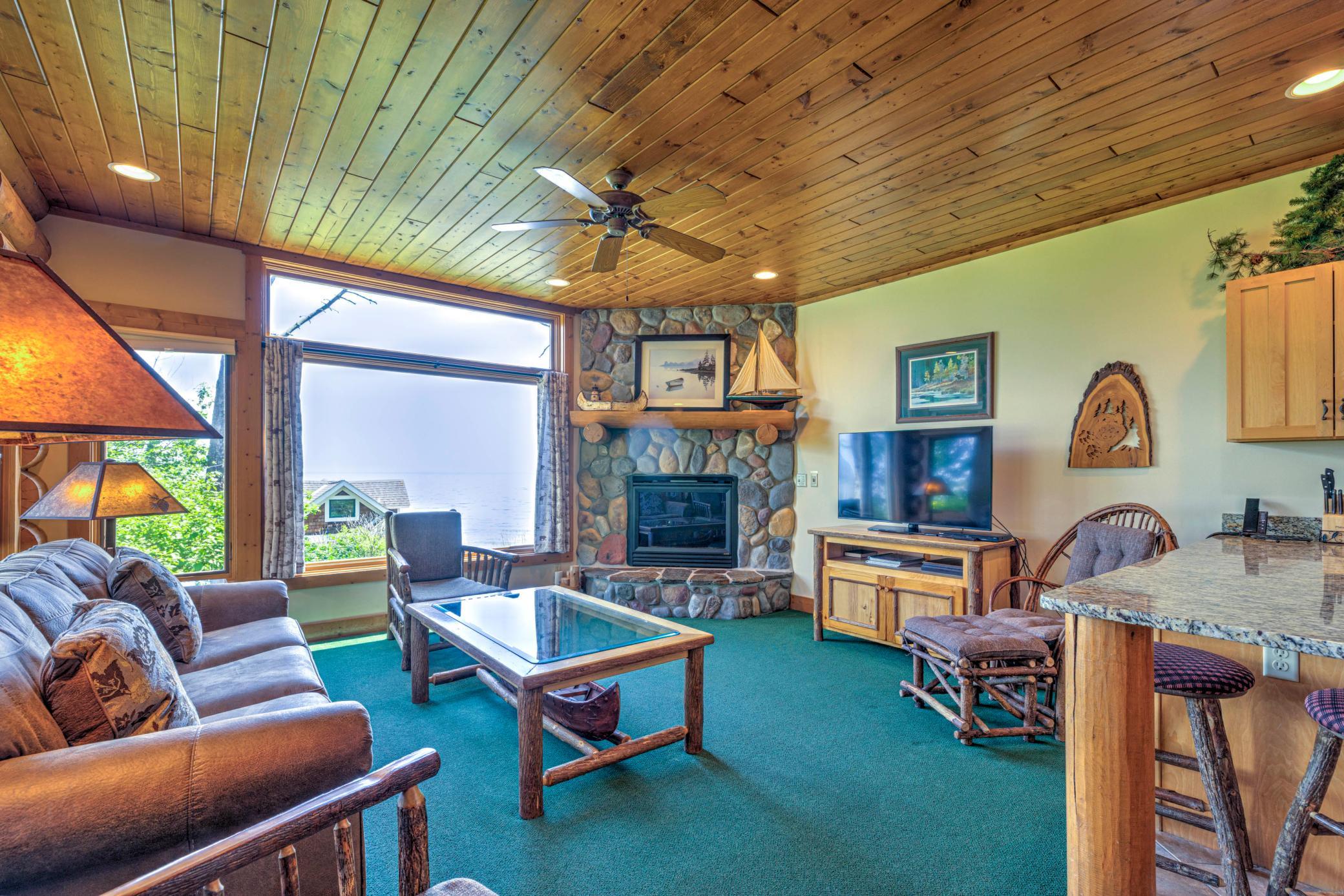 2826 Highway 61 410a Property Photo 8