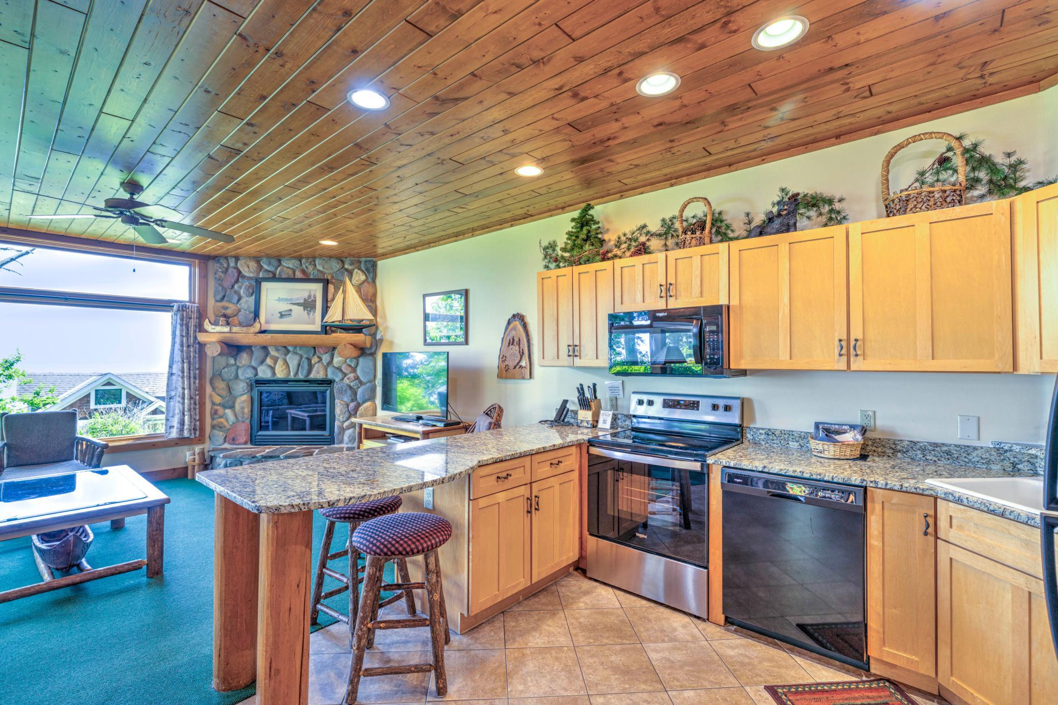 2826 Highway 61 410a Property Photo 10