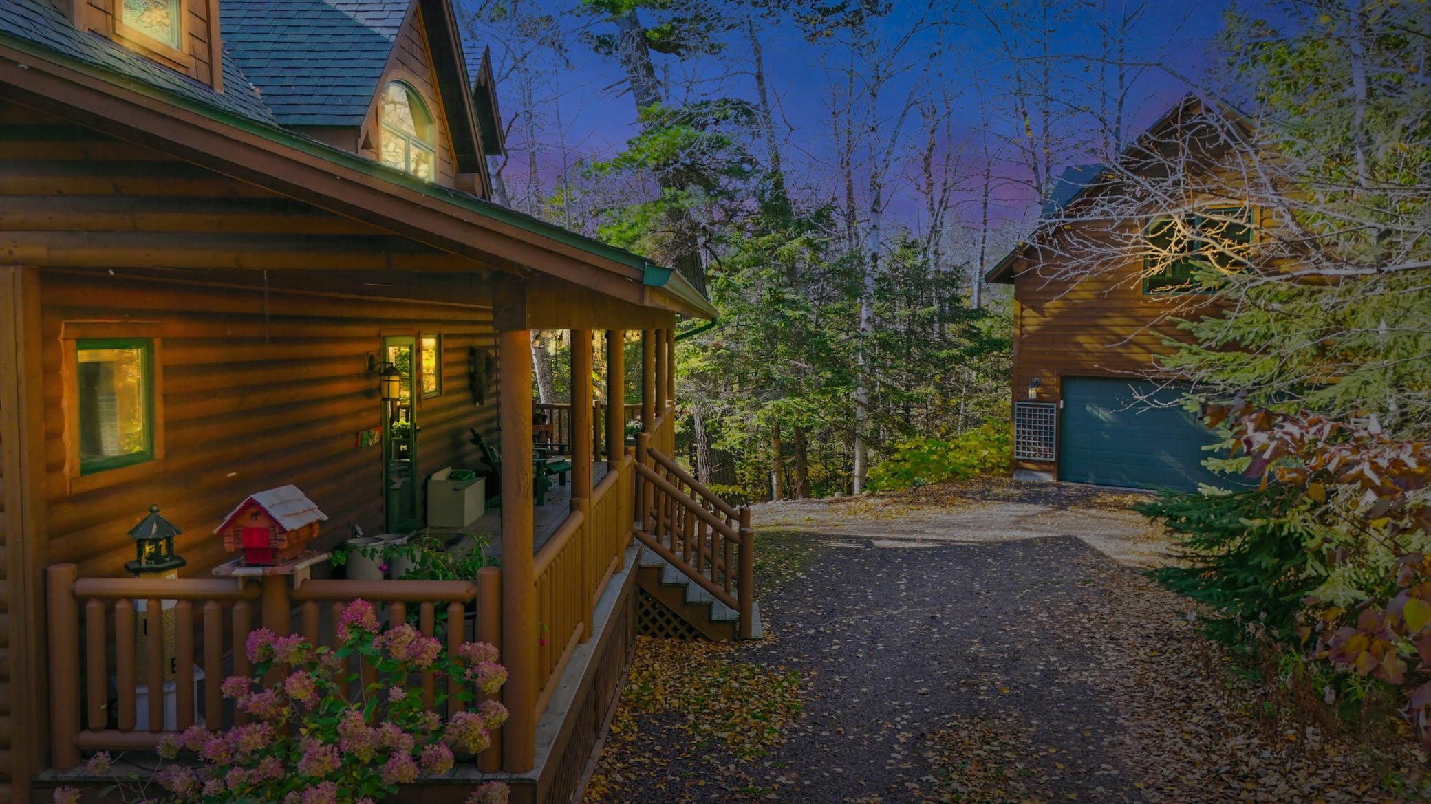 2472 Cliff View Circle Property Photo 2