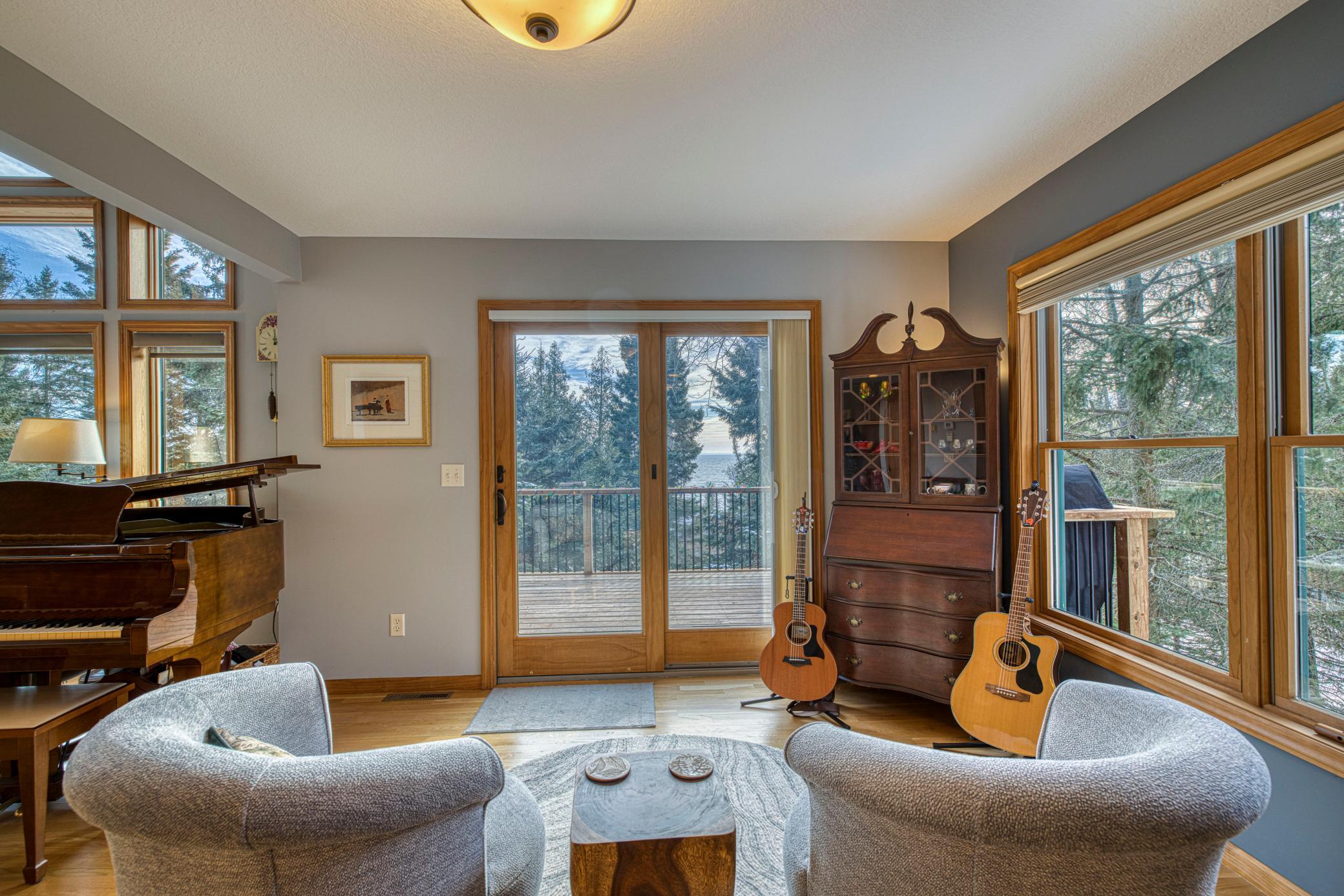 2472 Cliff View Circle Property Photo 13