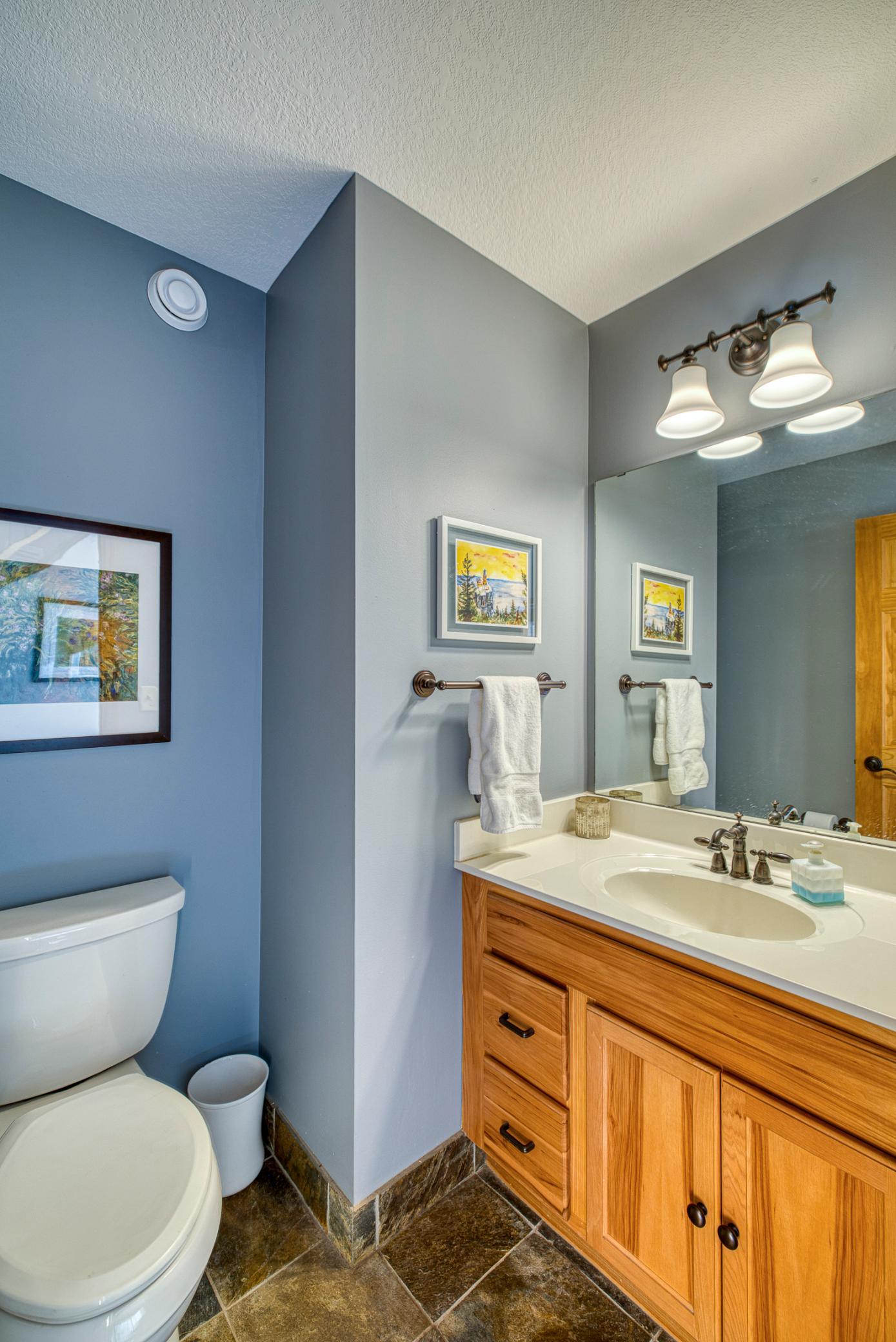2472 Cliff View Circle Property Photo 16