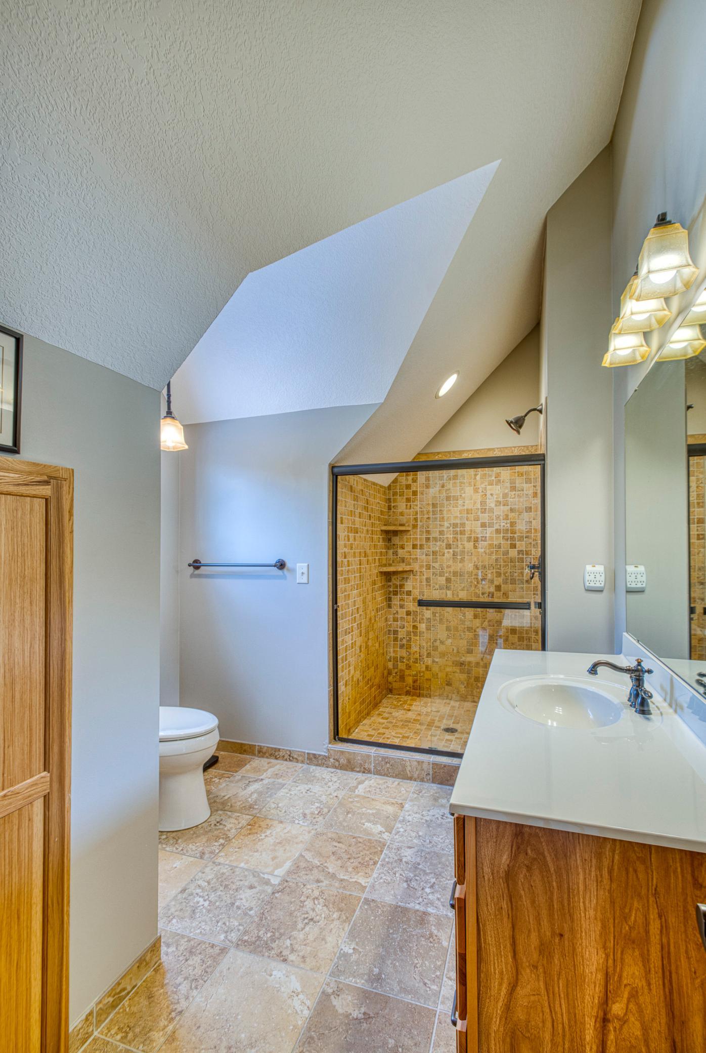 2472 Cliff View Circle Property Photo 32