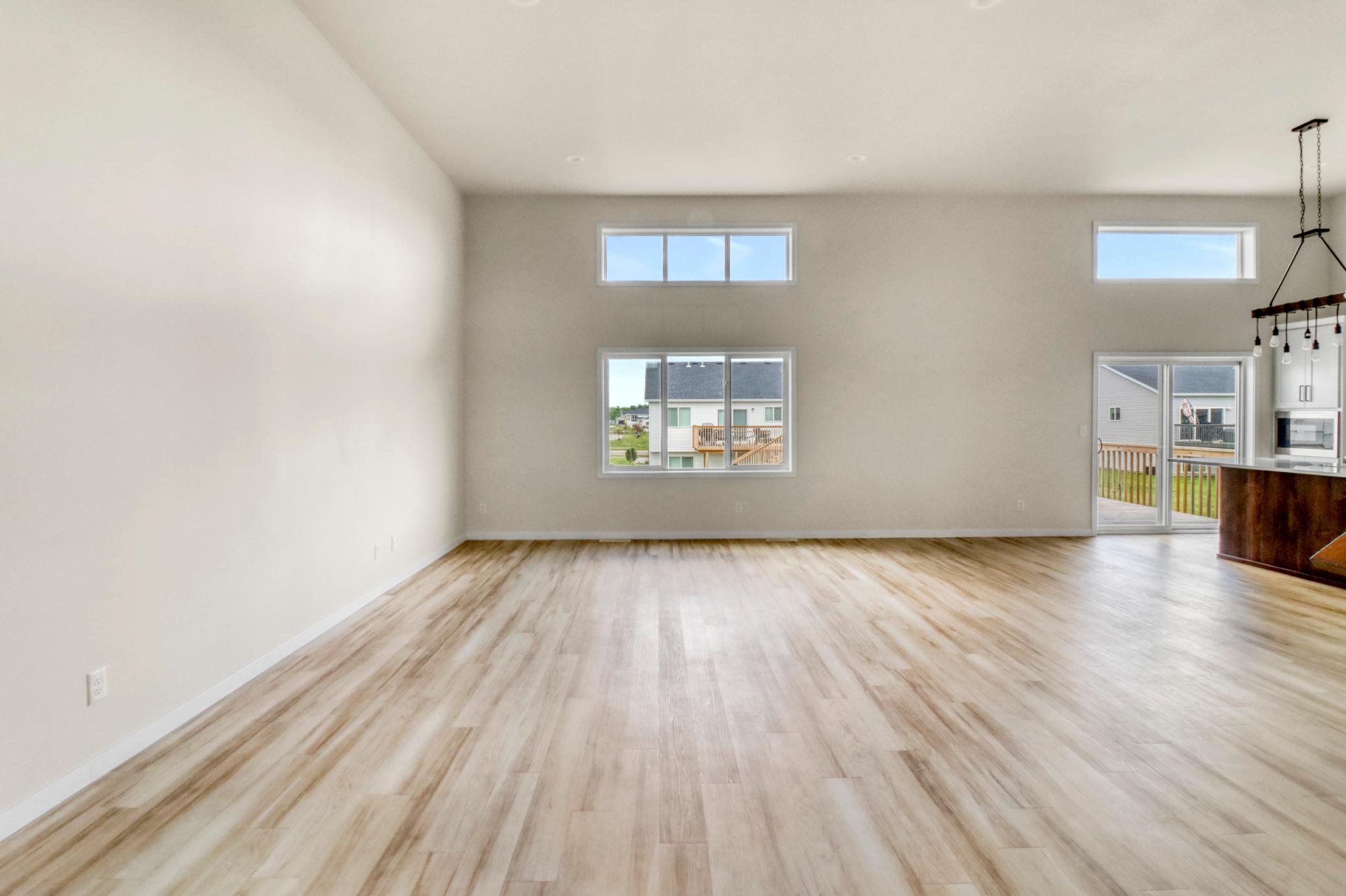 1154 60th Avenue W Property Photo 15