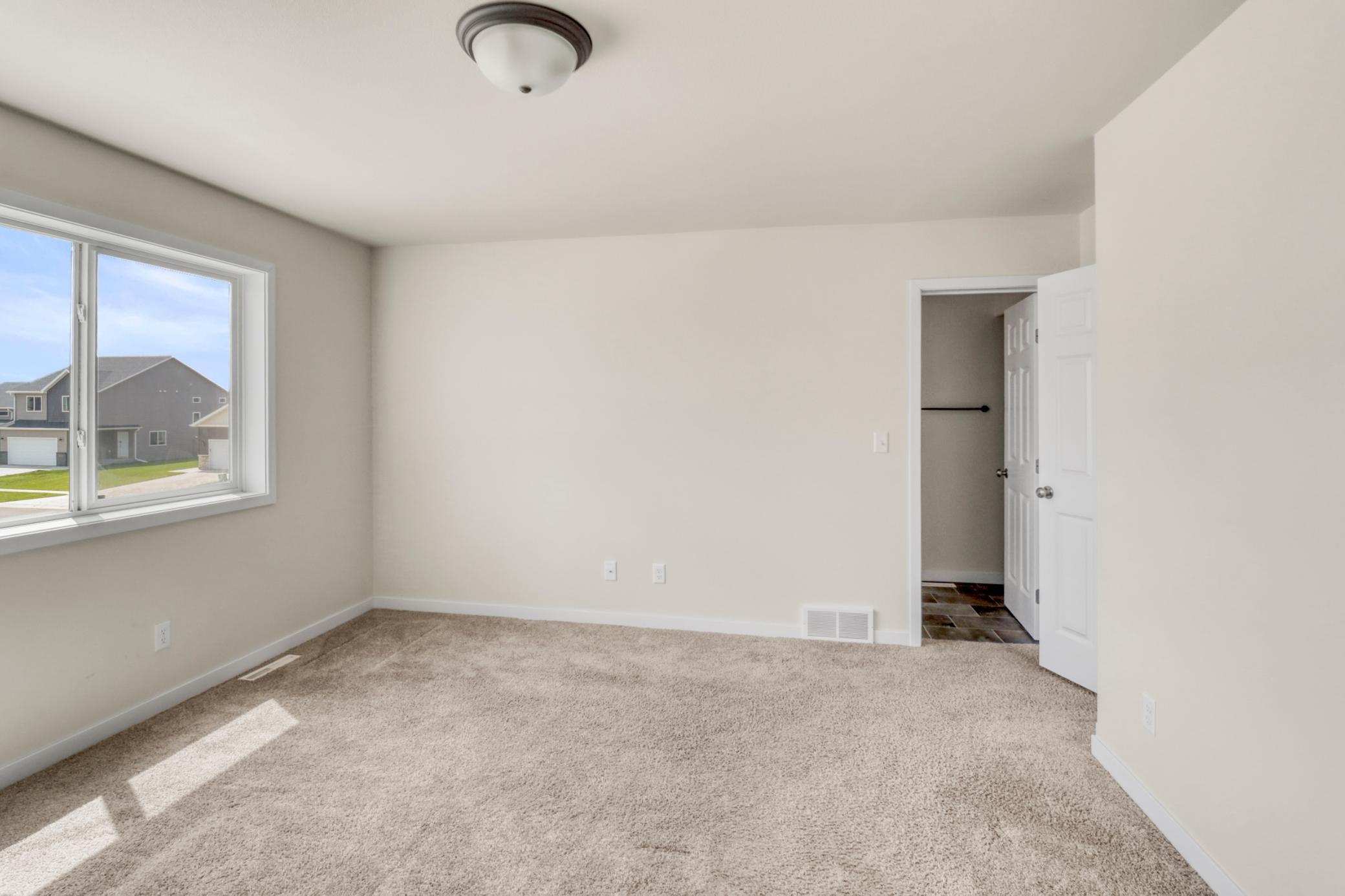 1154 60th Avenue W Property Photo 35