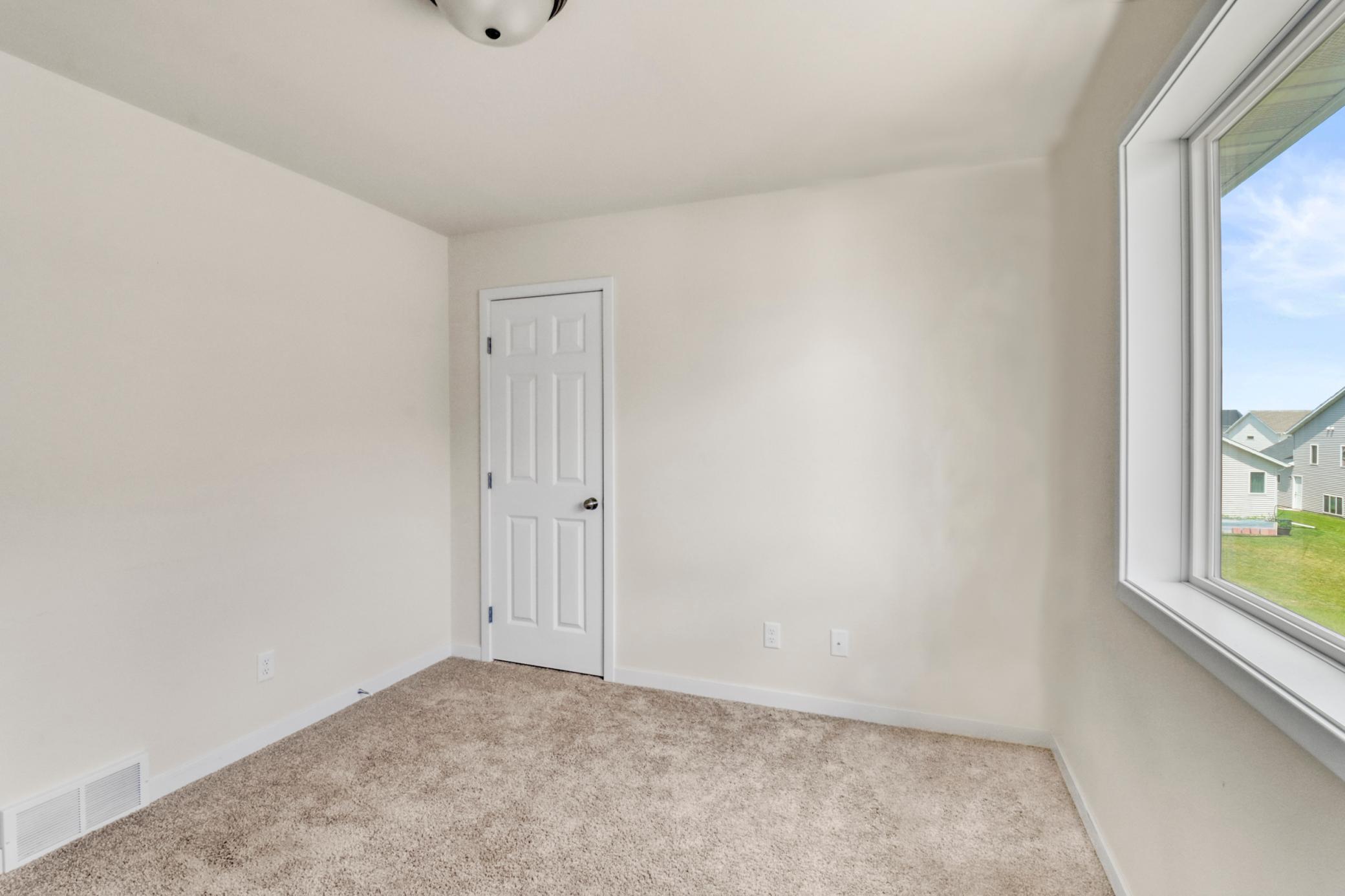 1154 60th Avenue W Property Photo 45