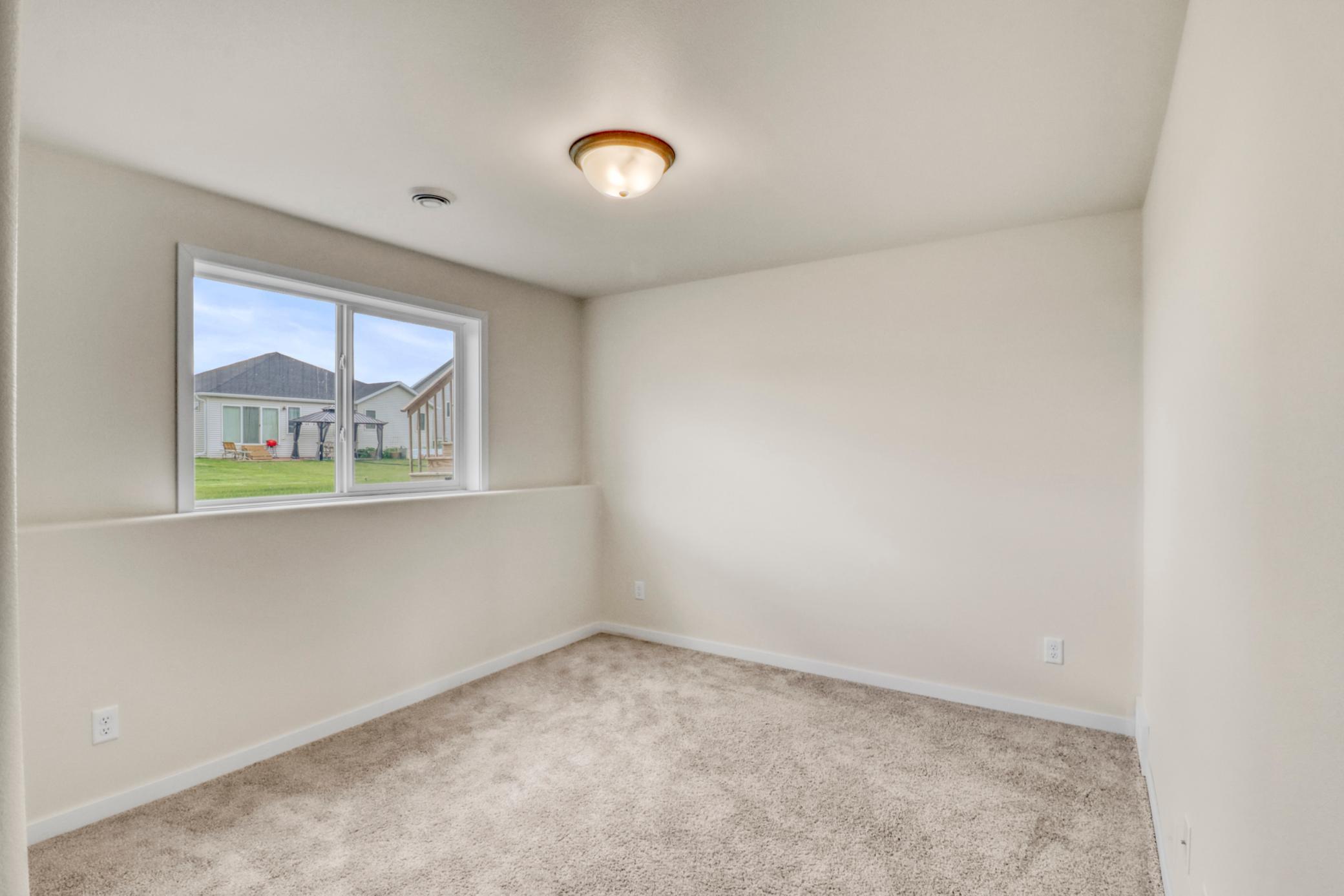 1154 60th Avenue W Property Photo 58