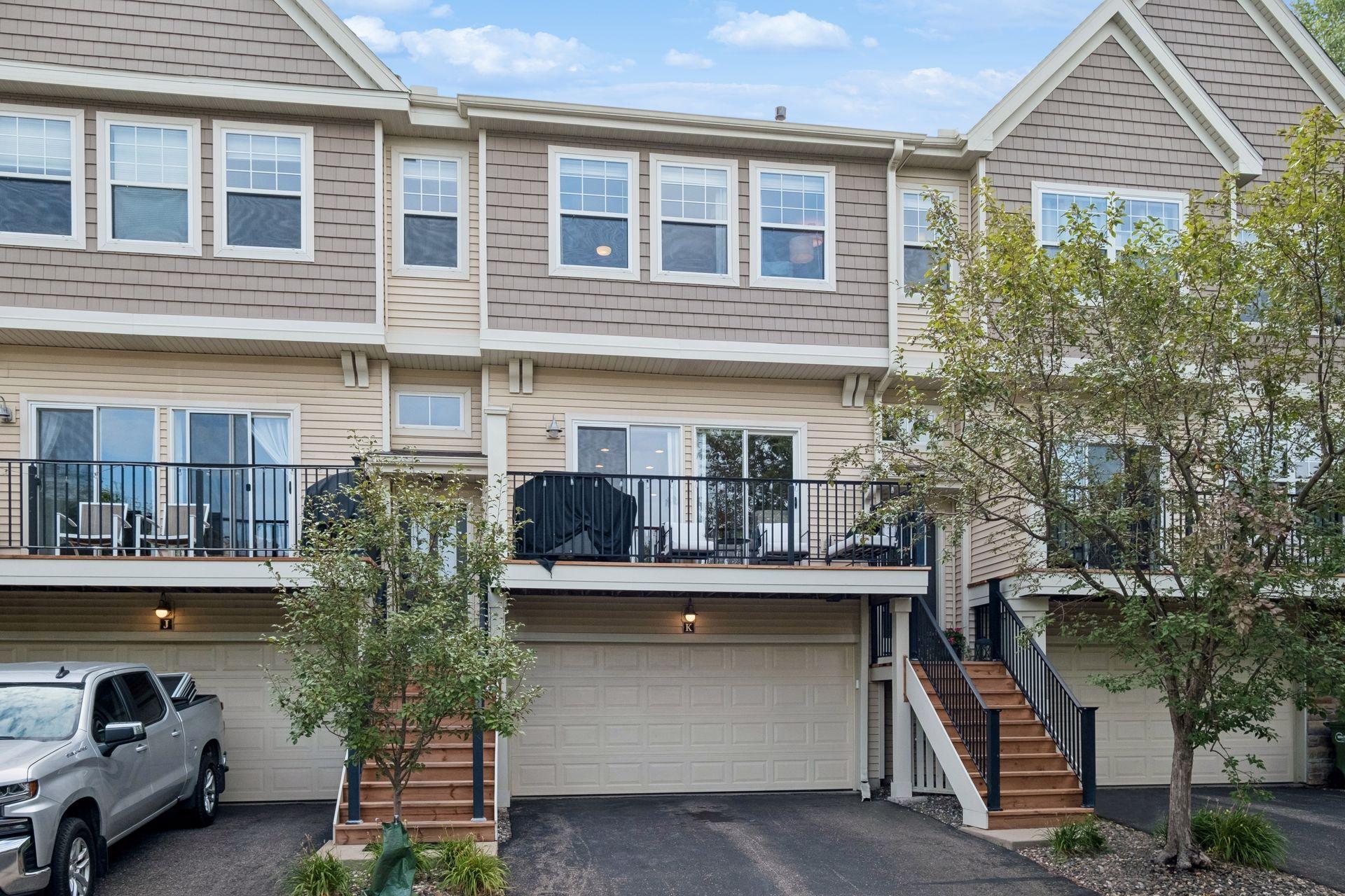 2411 121st Circle NE K Property Photo 1
