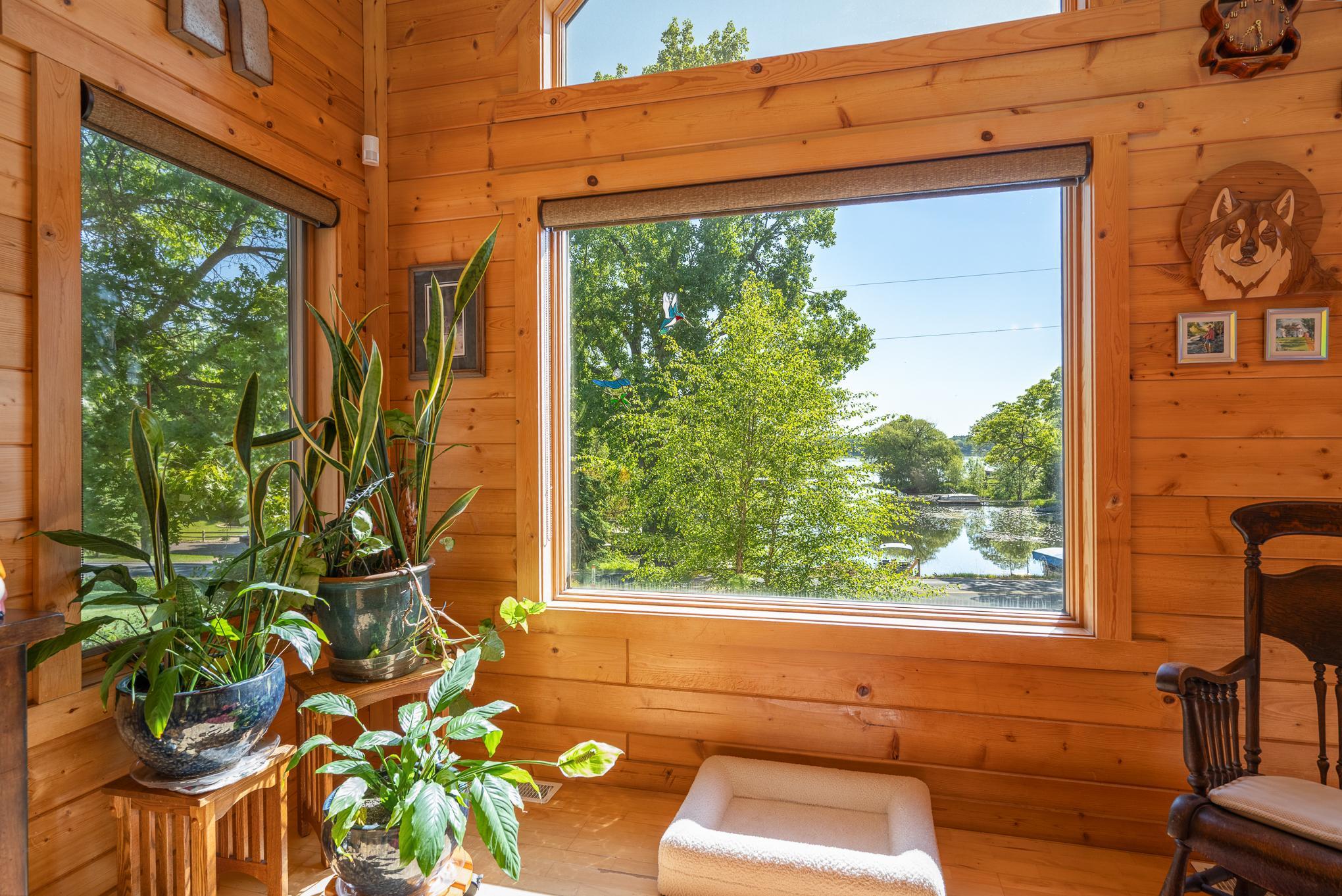 1898 60th Avenue Property Photo 8