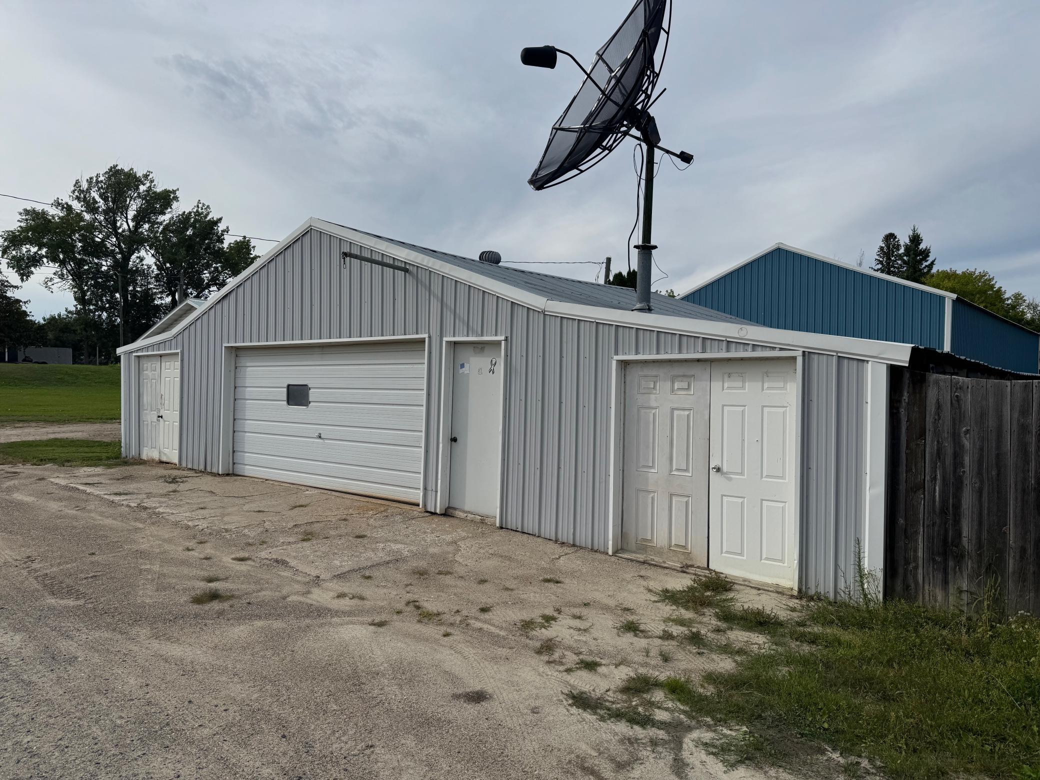 12239 4th Street Property Photo 3