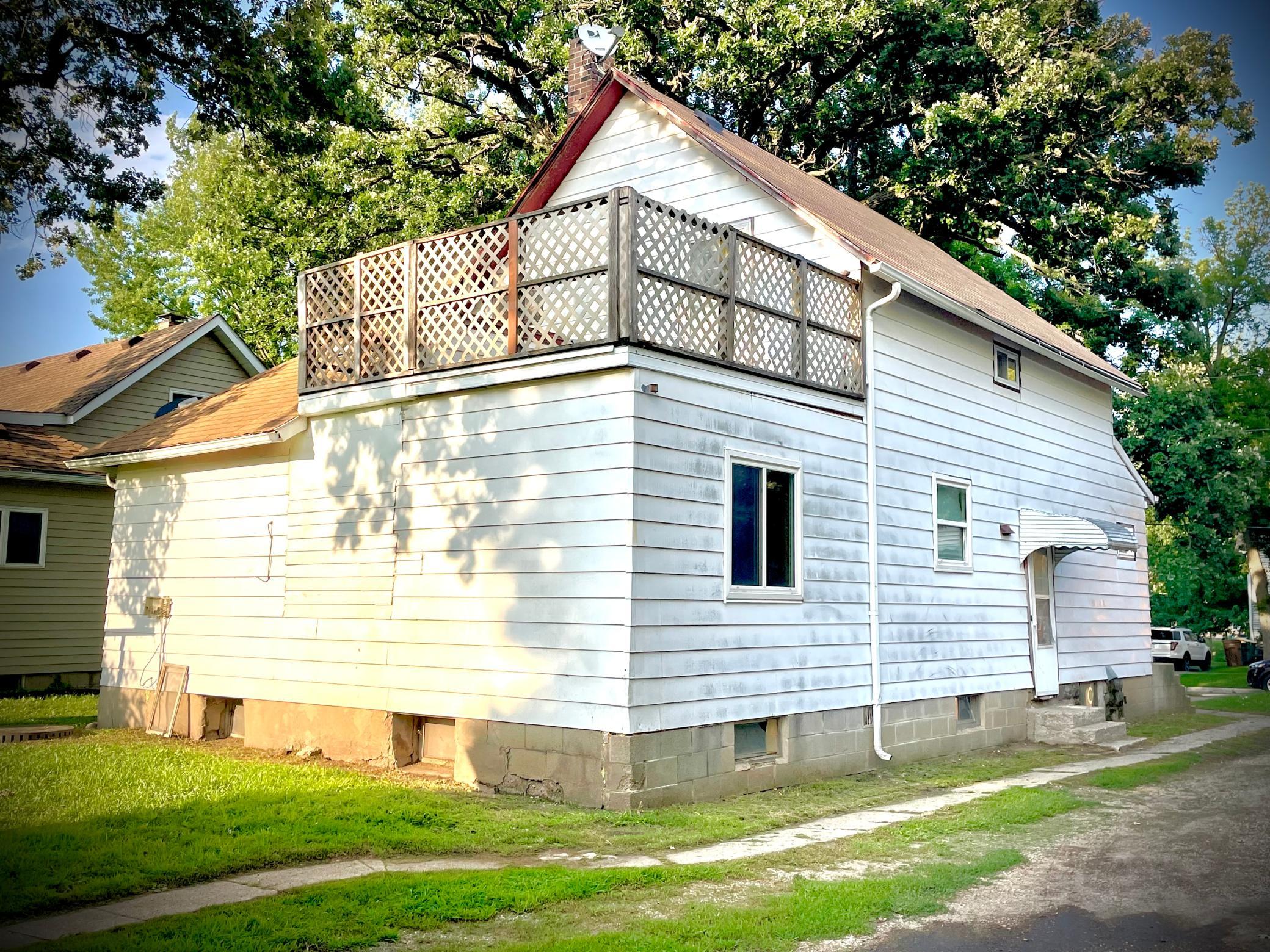 918 Jefferson Avenue Property Photo 7