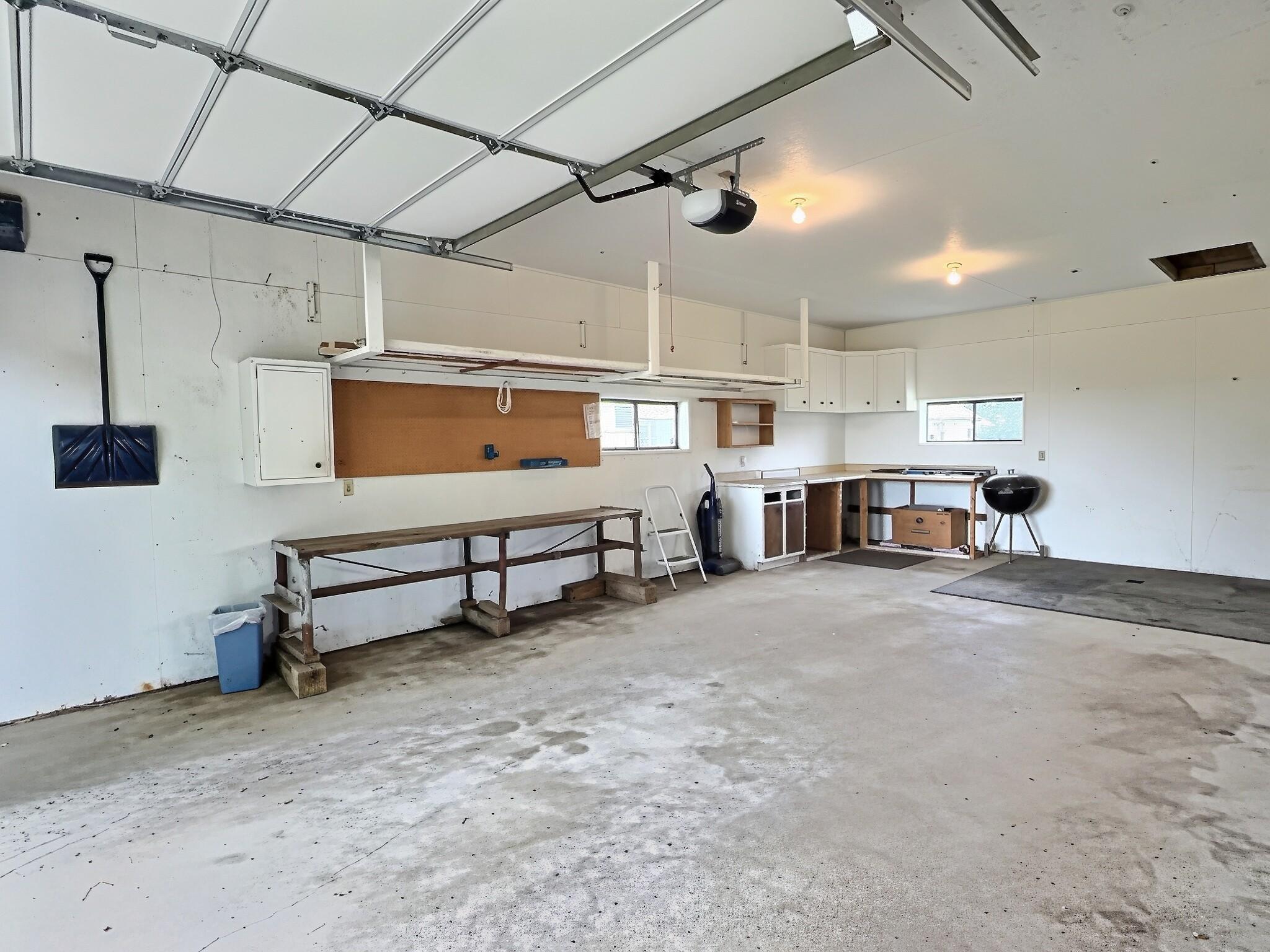 10 George Street E Property Photo 28