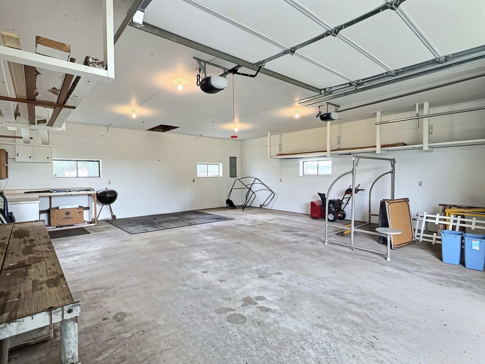 10 George Street E Property Photo 29