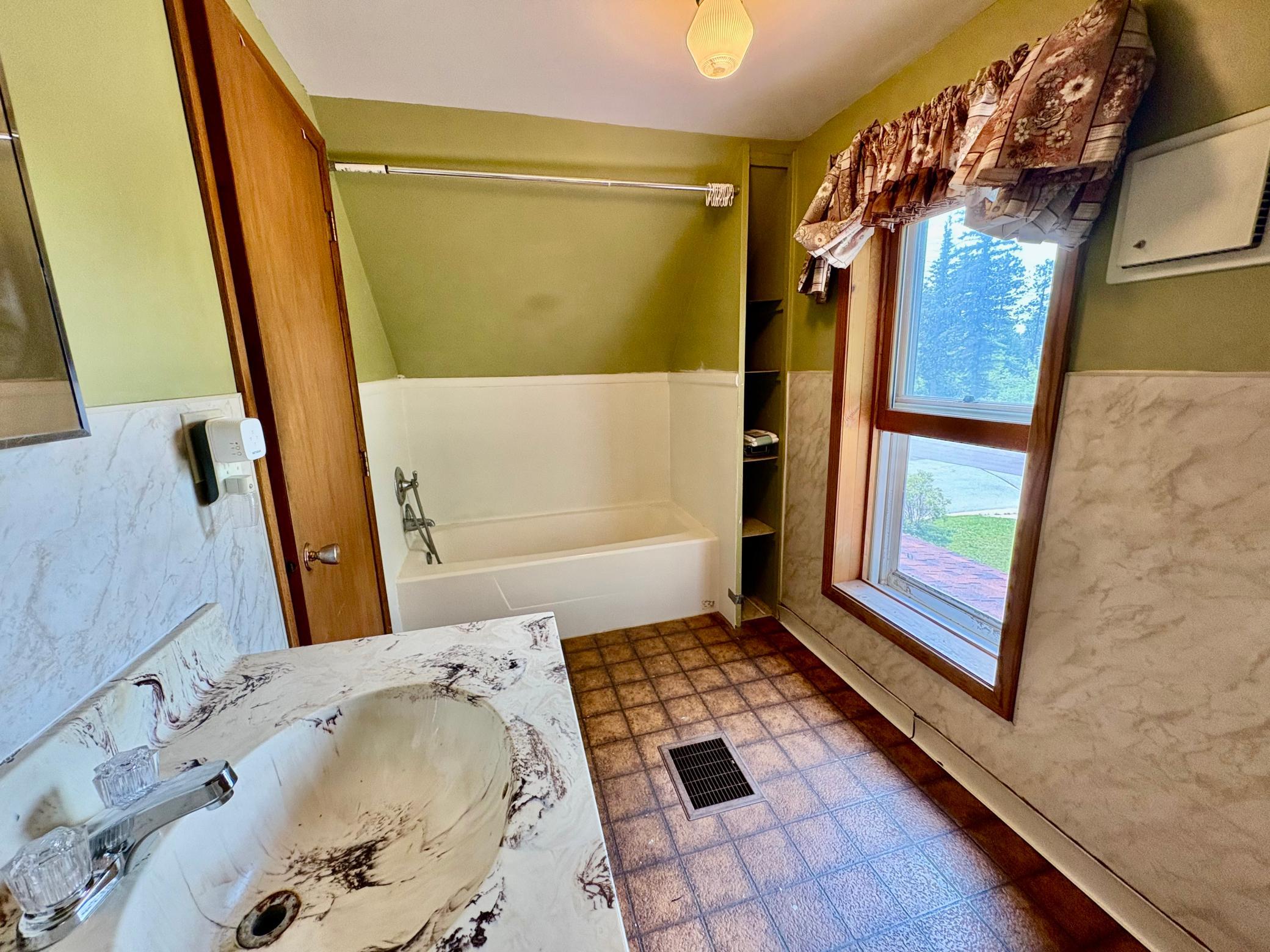 122 2nd Avenue Se Property Photo 20