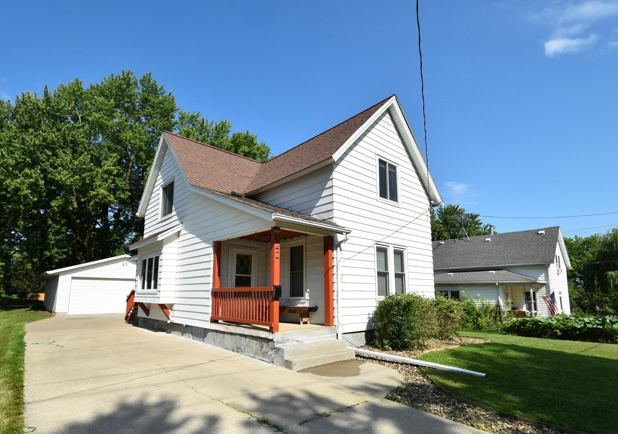 342 2nd Avenue Property Photo 1