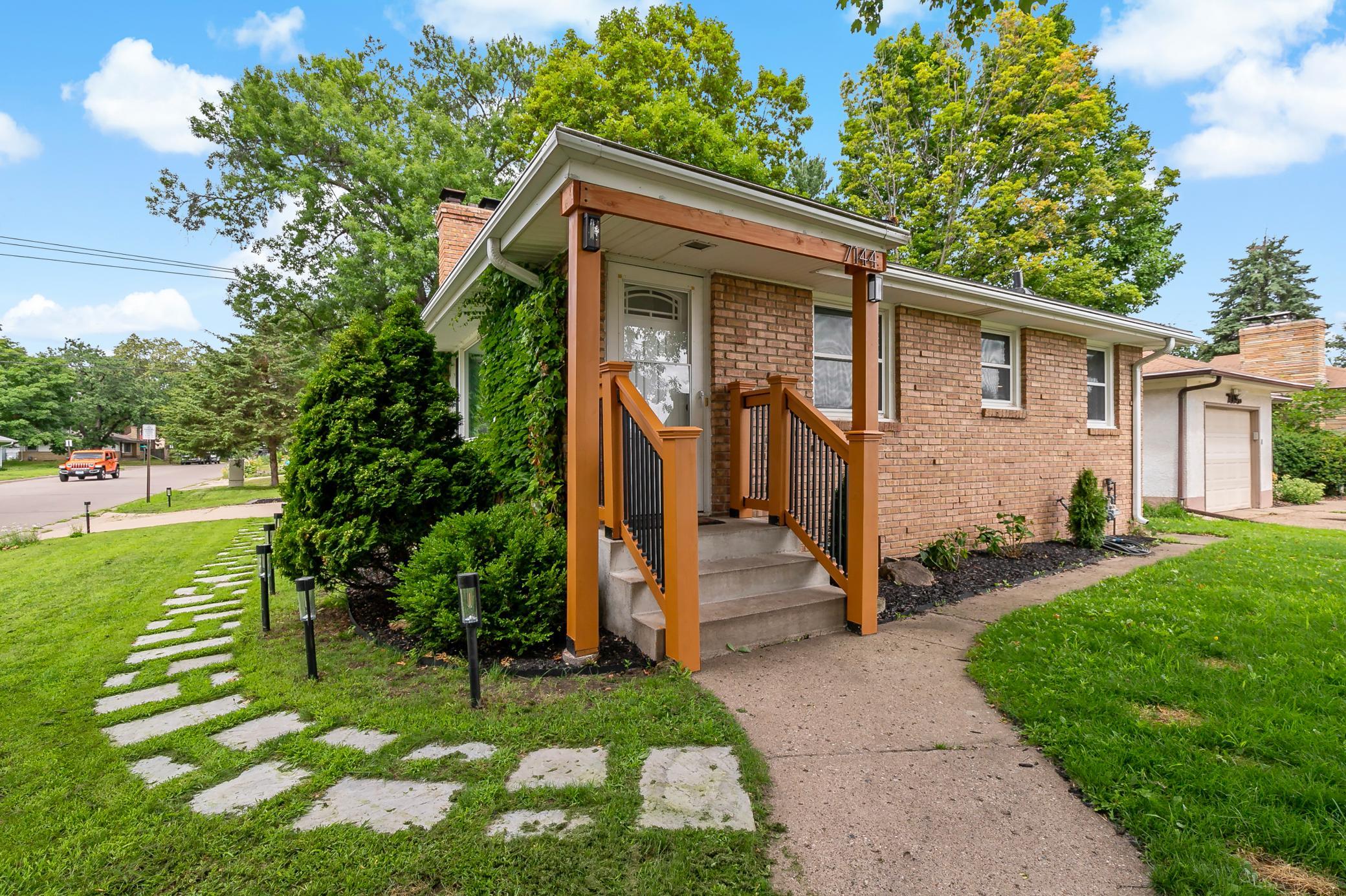 7144 Harriet Avenue Property Photo 4