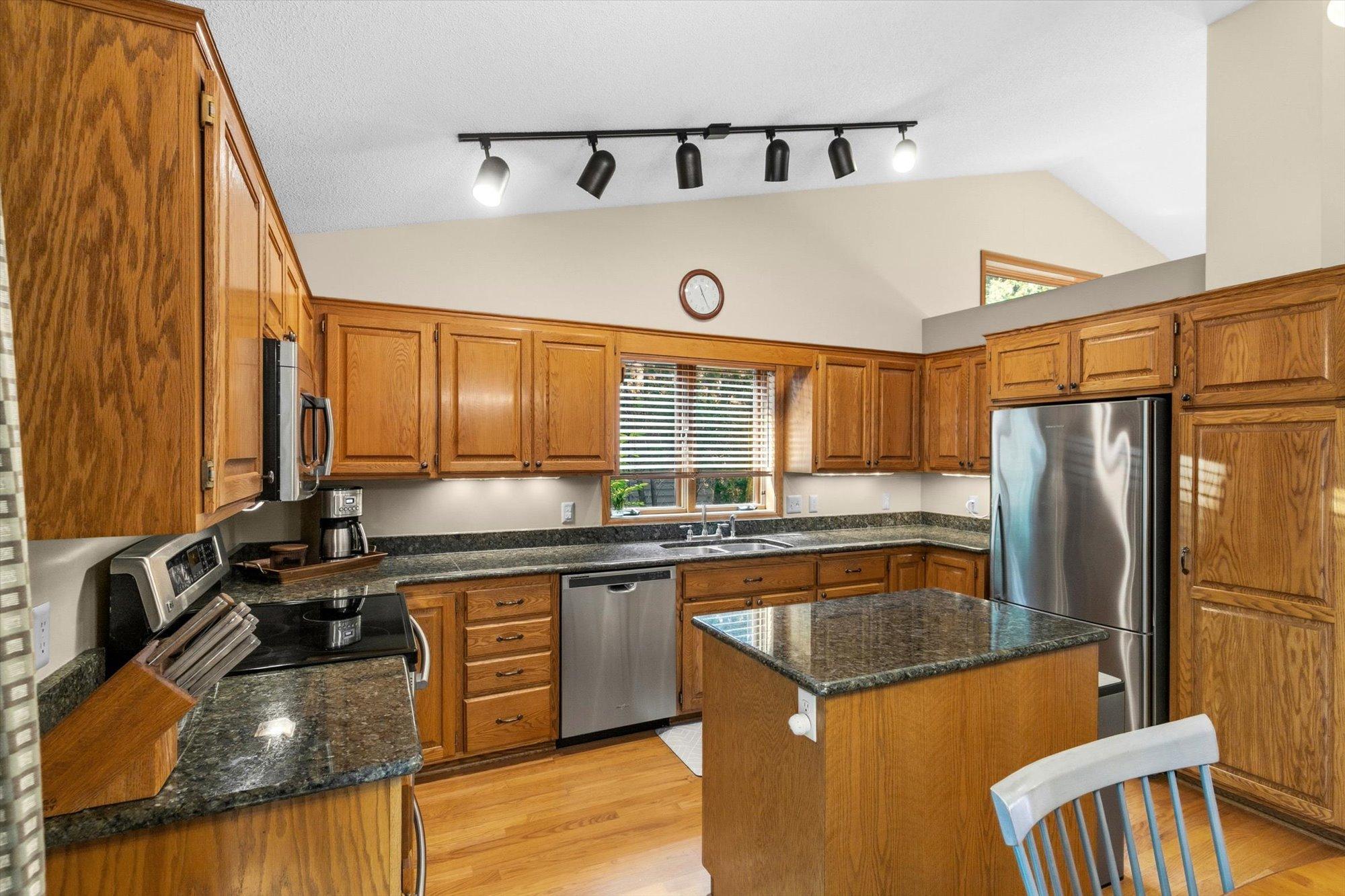 1240 Bucher Avenue Property Photo 11