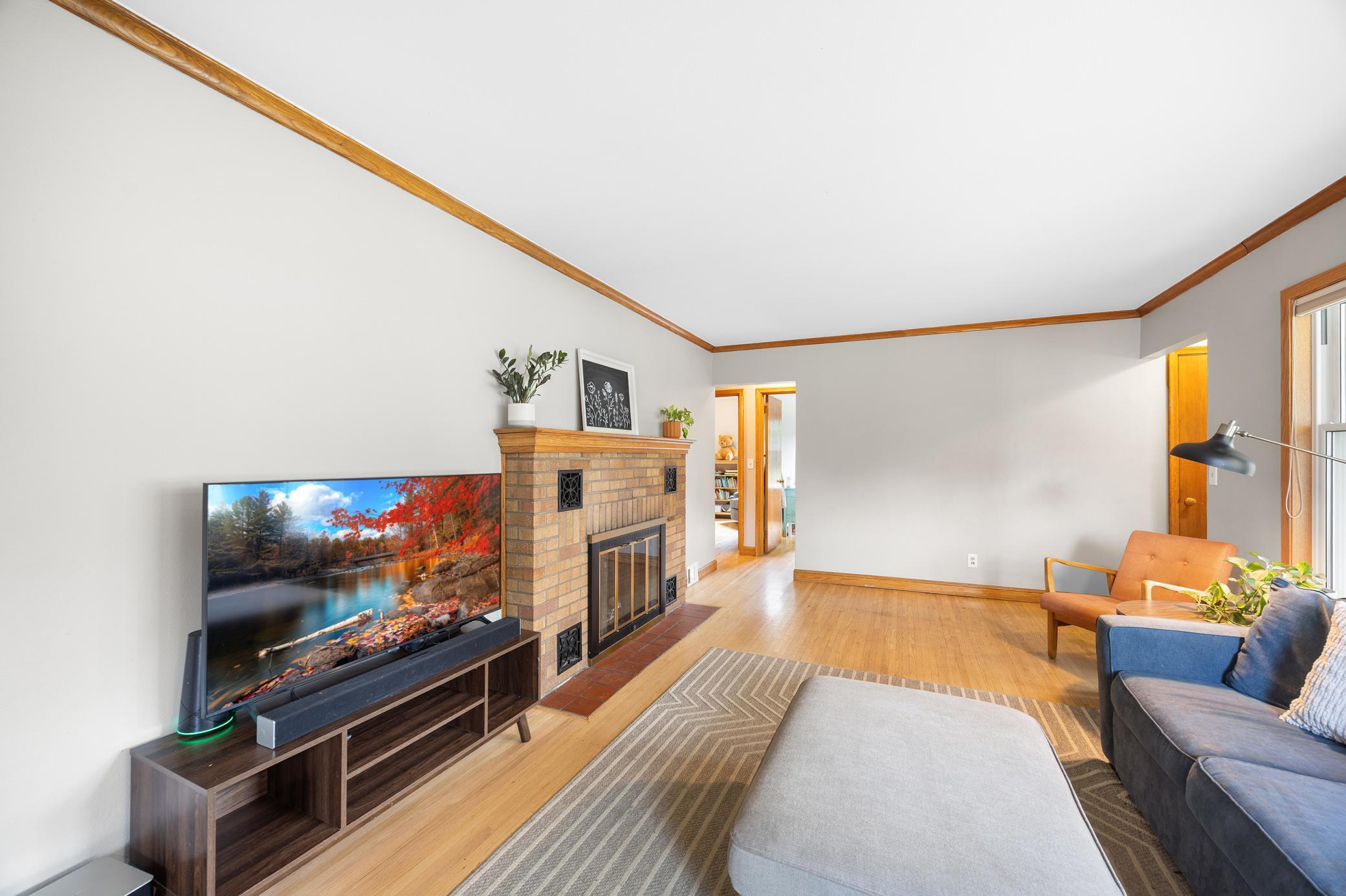 891 Edgewater Avenue Property Photo 3