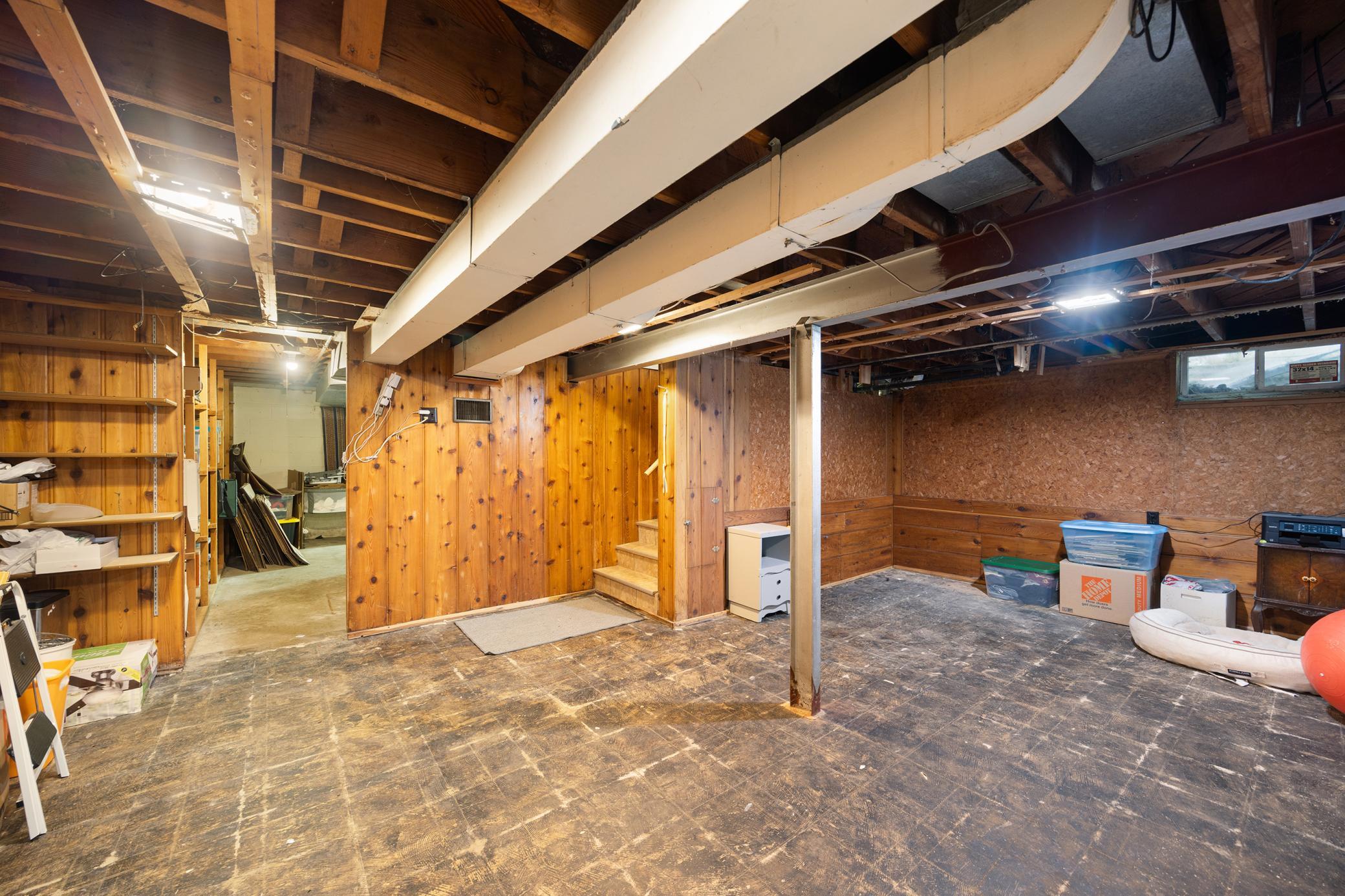 891 Edgewater Avenue Property Photo 15