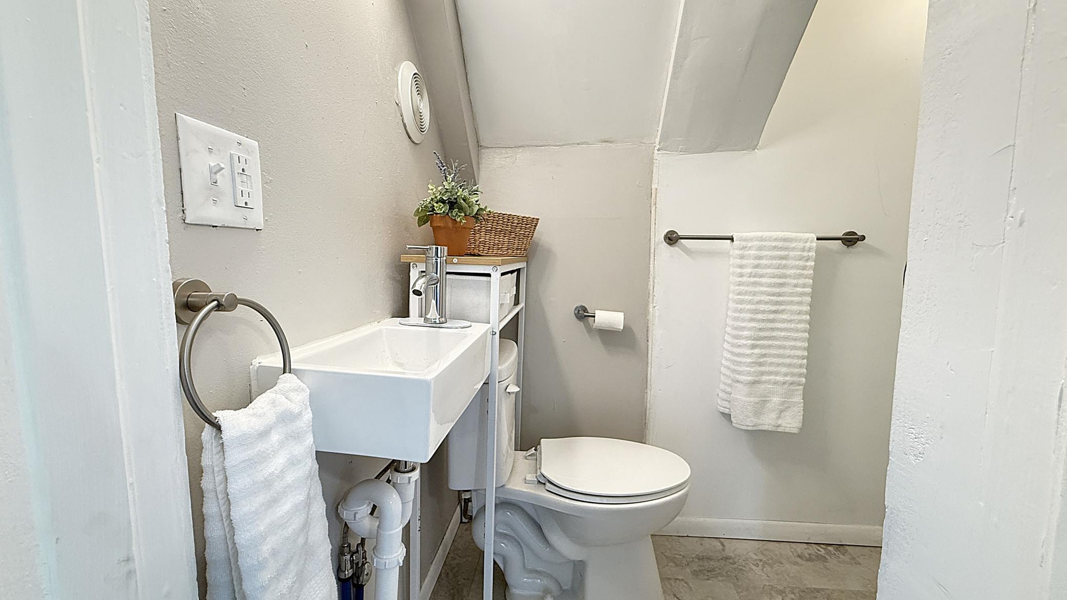 143 Washington Street Property Photo 19