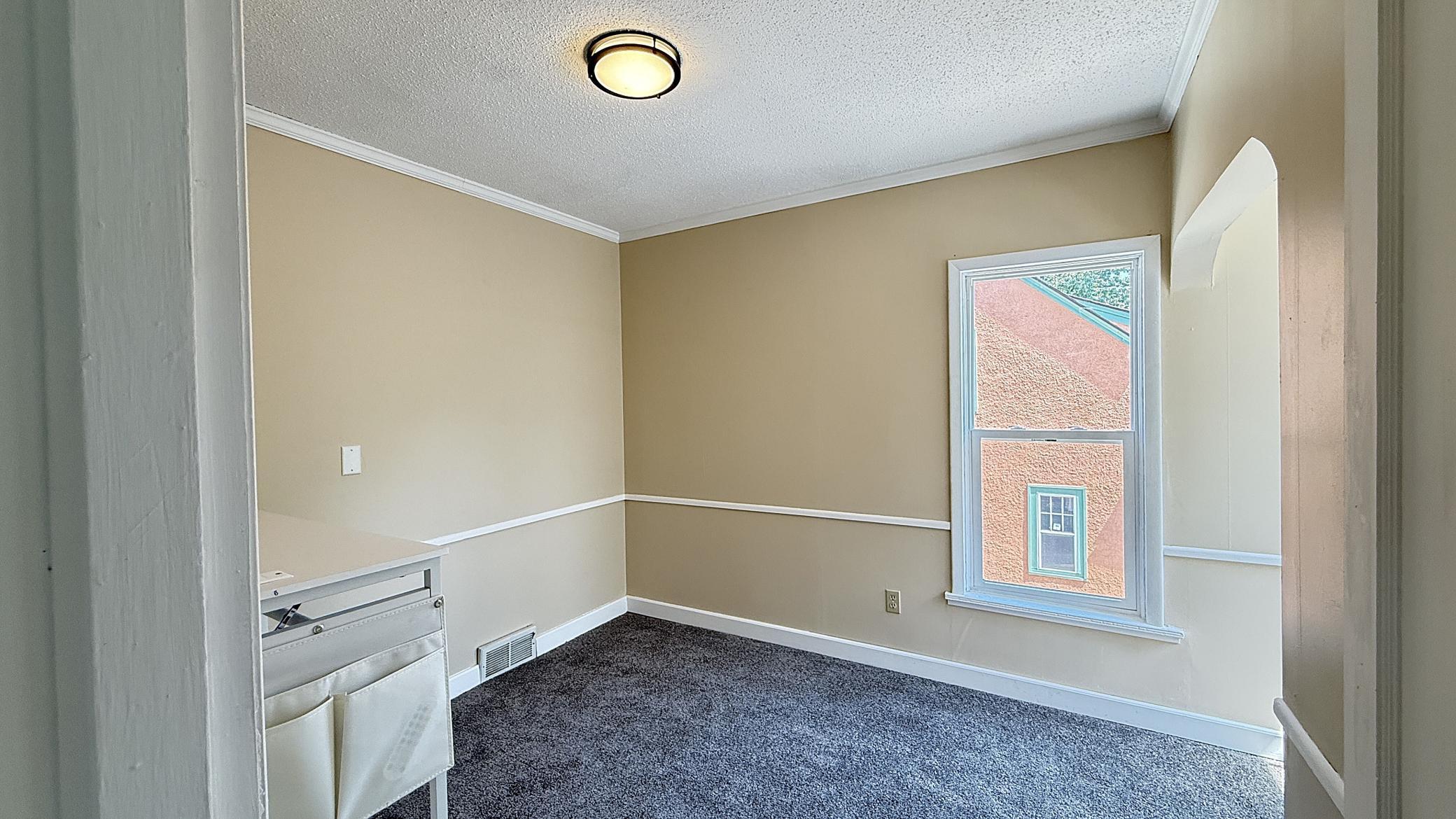 143 Washington Street Property Photo 33
