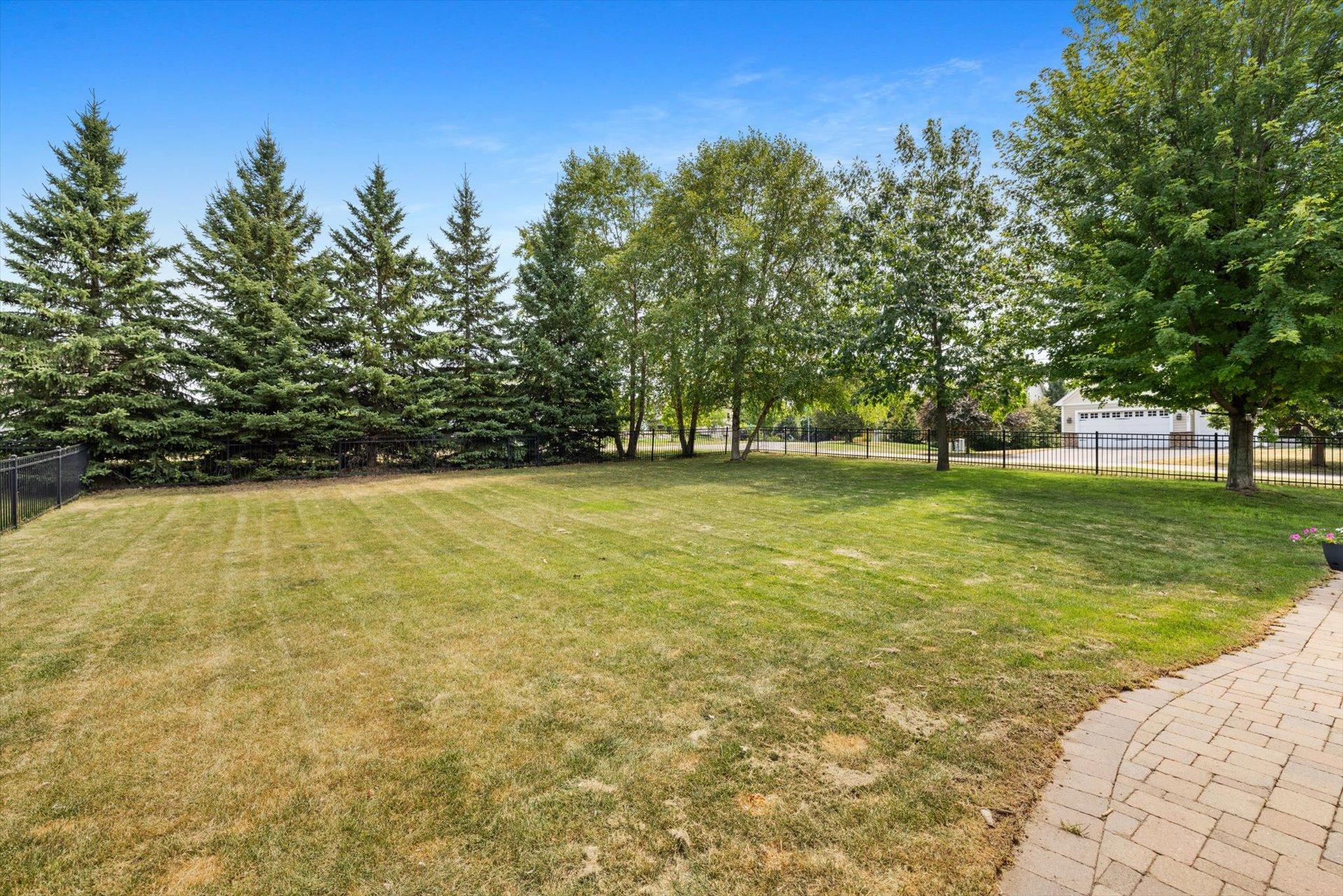 3471 Ridgestone Circle Property Photo 9