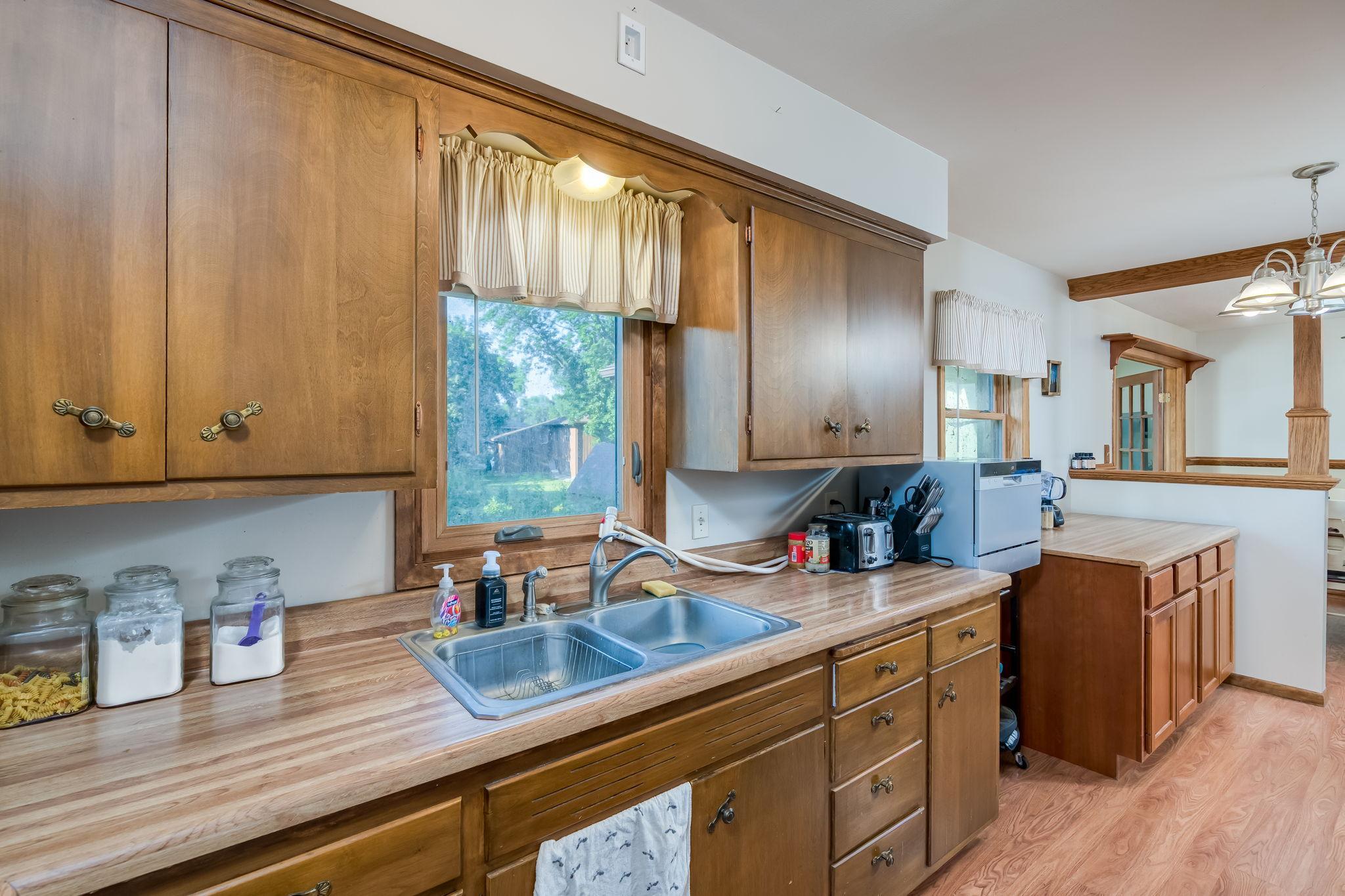 210 Walnut Avenue Property Photo 8