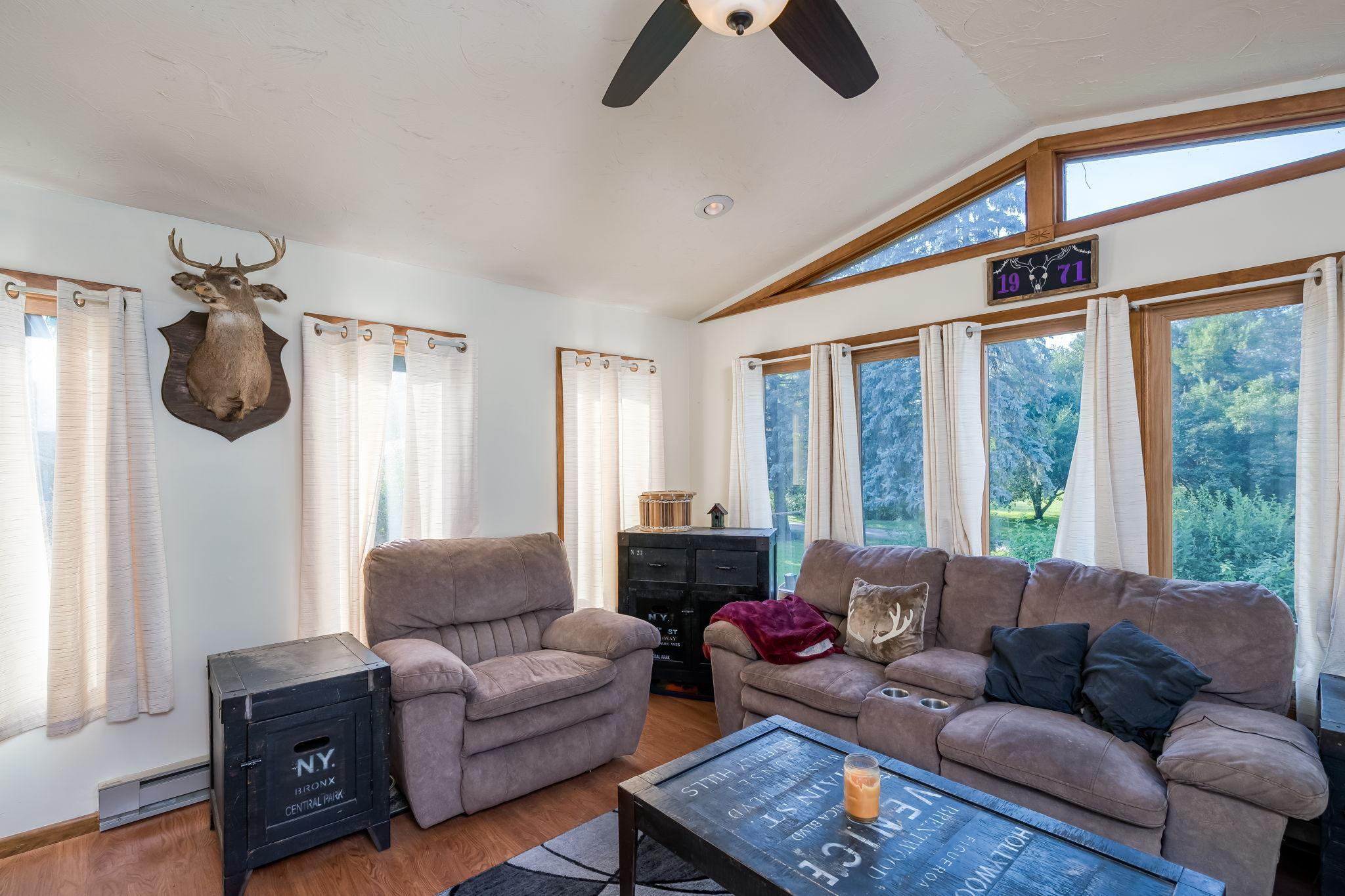 210 Walnut Avenue Property Photo 16