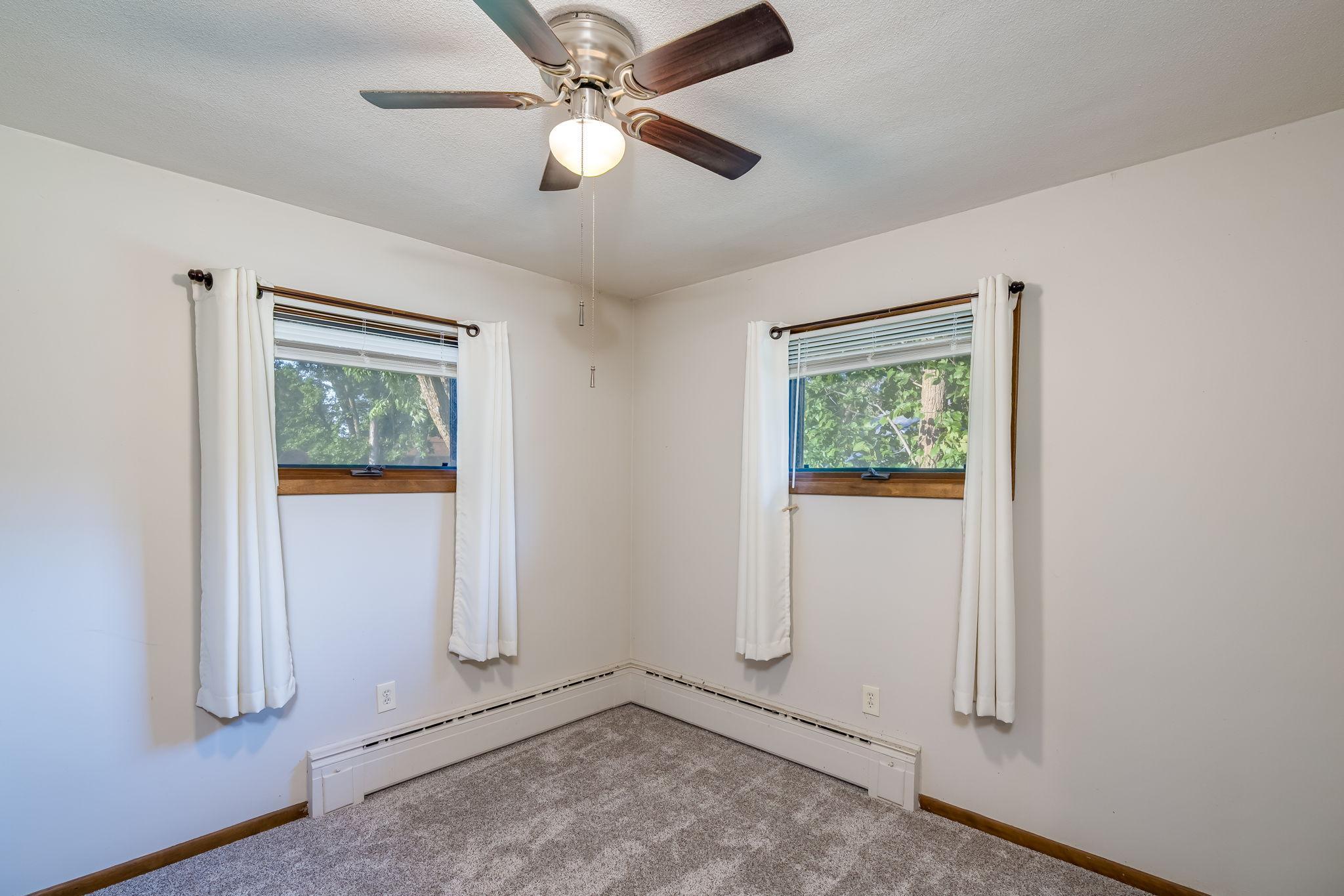 210 Walnut Avenue Property Photo 20