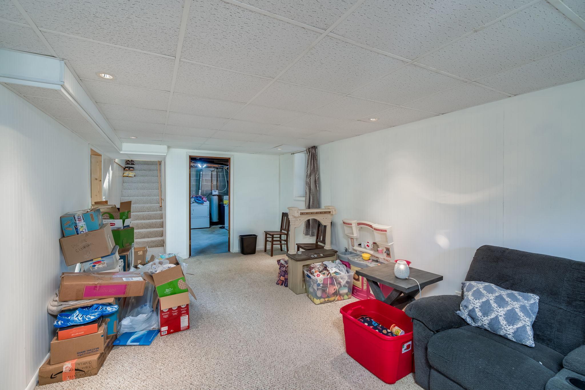 210 Walnut Avenue Property Photo 22