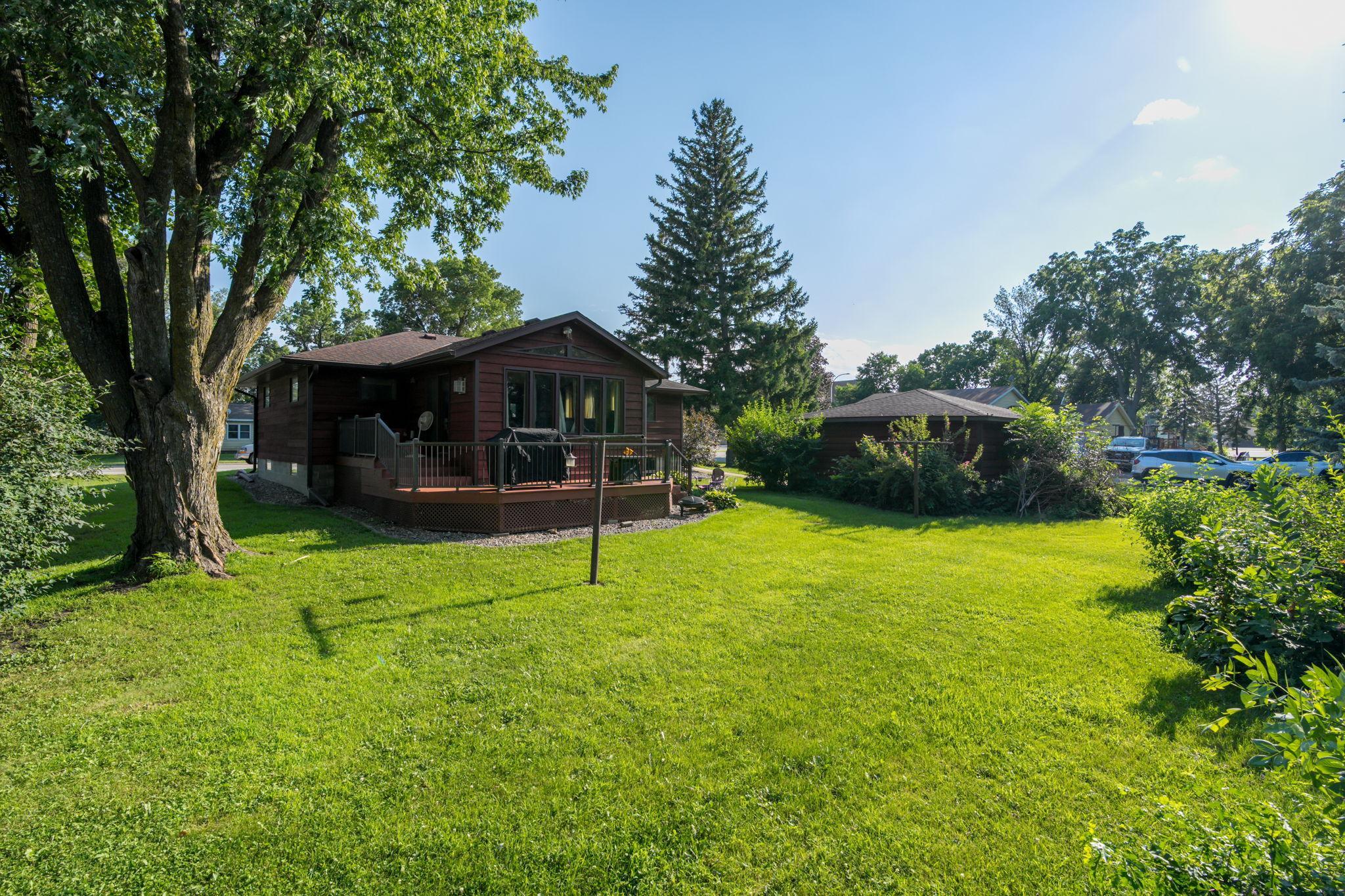 210 Walnut Avenue Property Photo 26