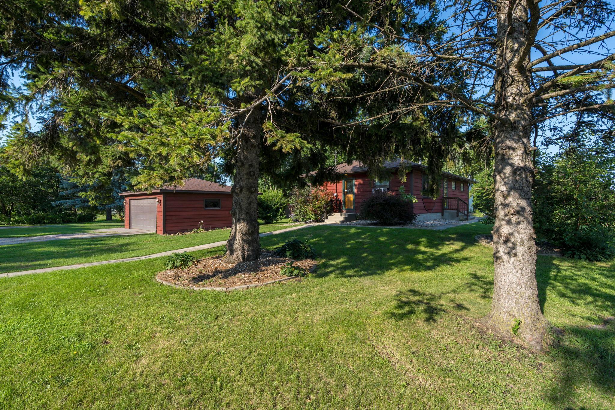 210 Walnut Avenue Property Photo 34