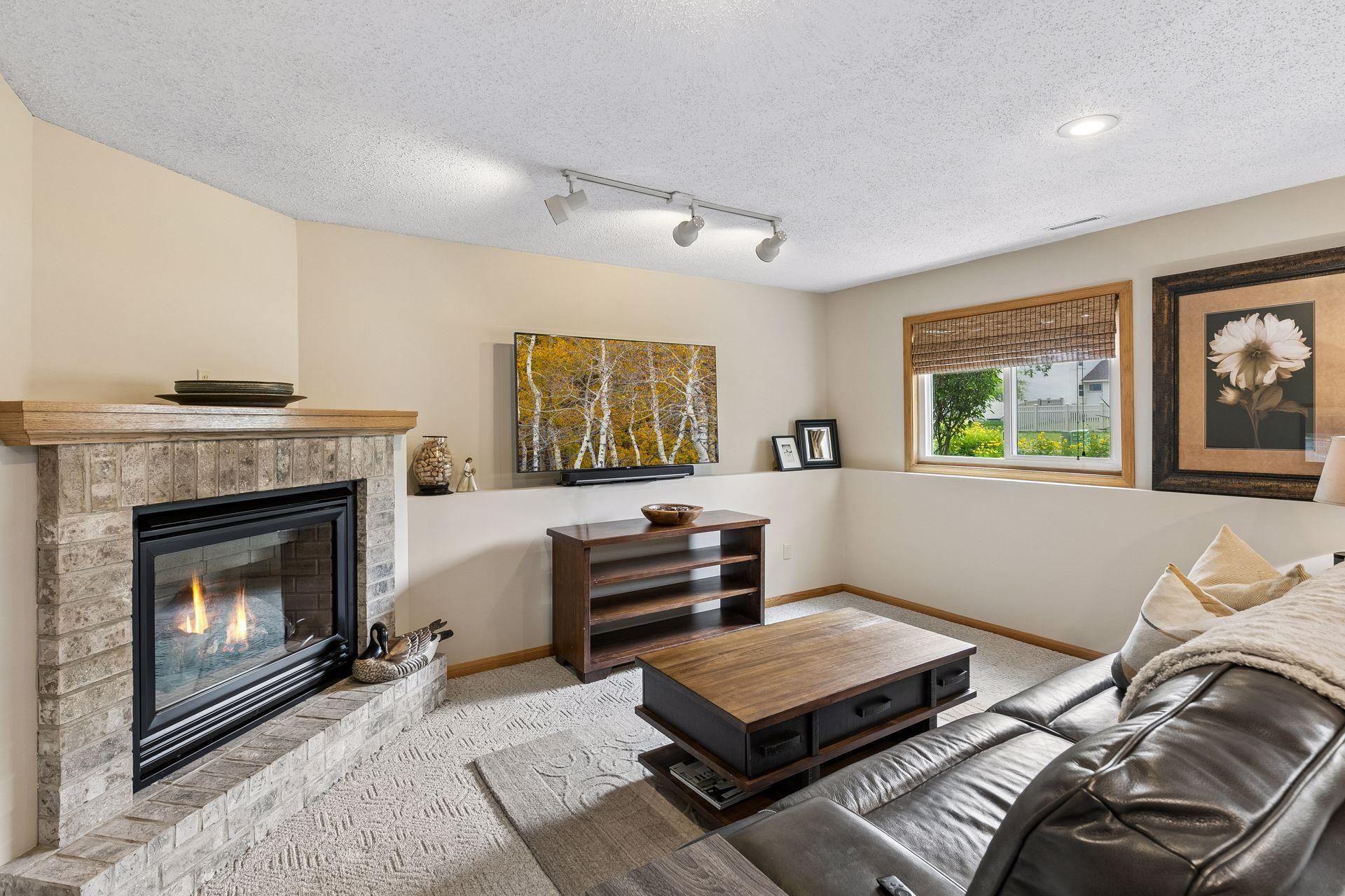 3882 Mersey Way Property Photo 27