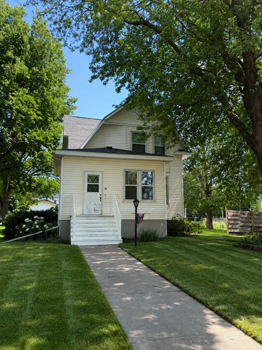 98 Vernon Avenue Property Photo 1