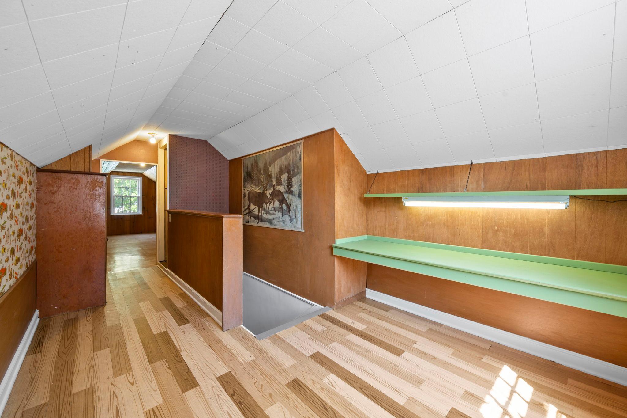4366 Thomas Avenue N Property Photo 29